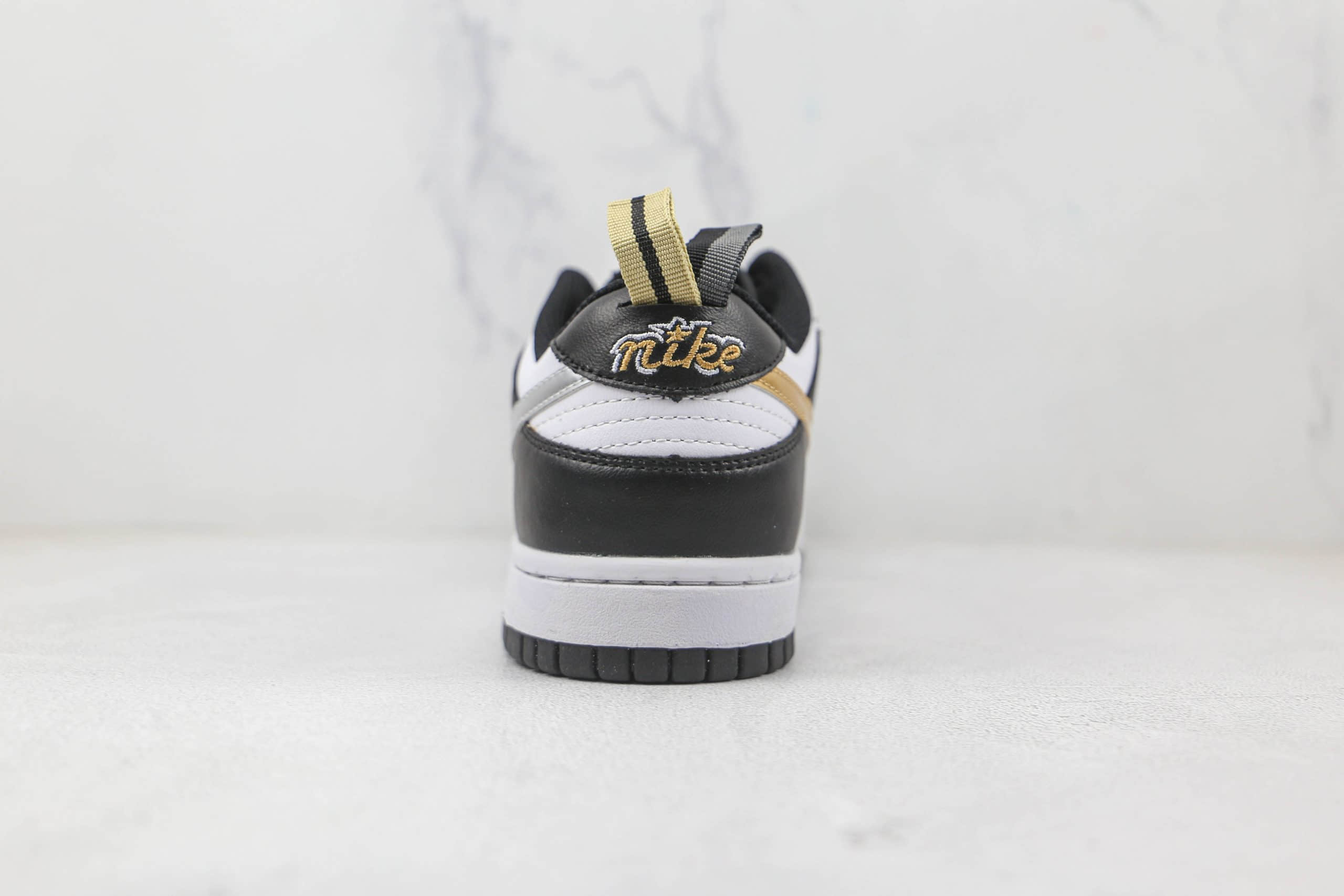 耐克Nike Court Borough Low 2 SE1纯原版本低帮白黑银色学院风格板鞋原楦头纸板打造 货号:DH9764-001