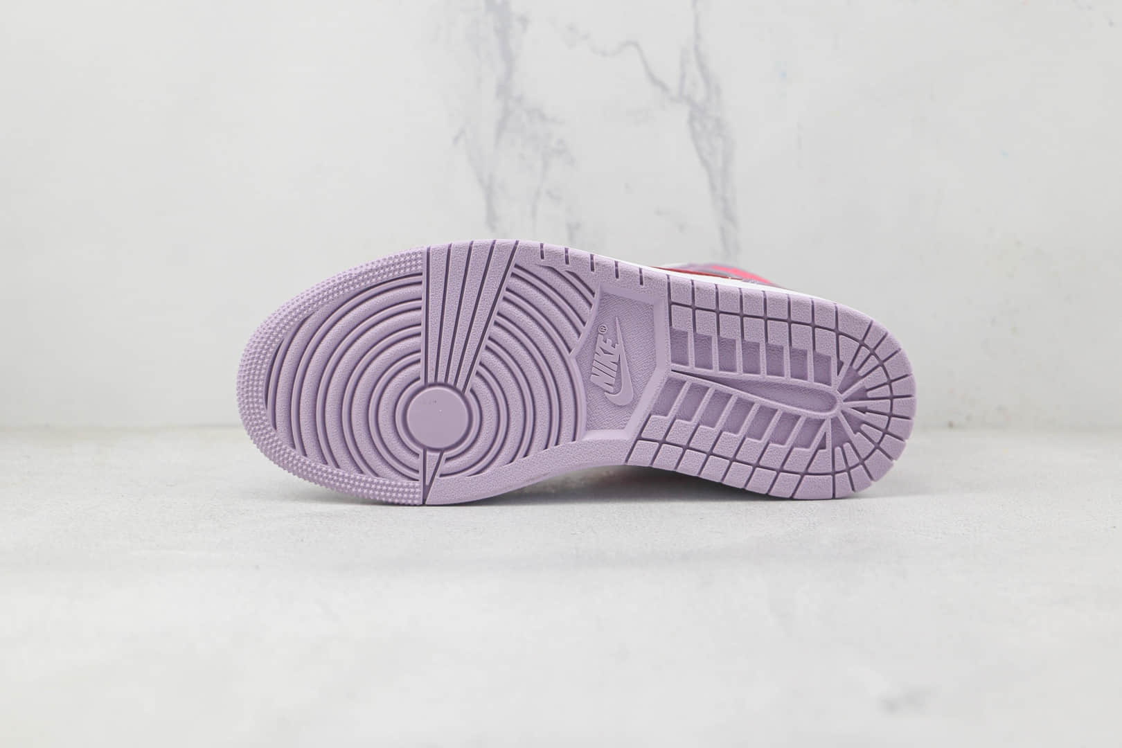 乔丹Air Jordan 1 Mid纯原版本中帮AJ1白紫红勾板鞋原档案数据开发 货号:DR0174-500