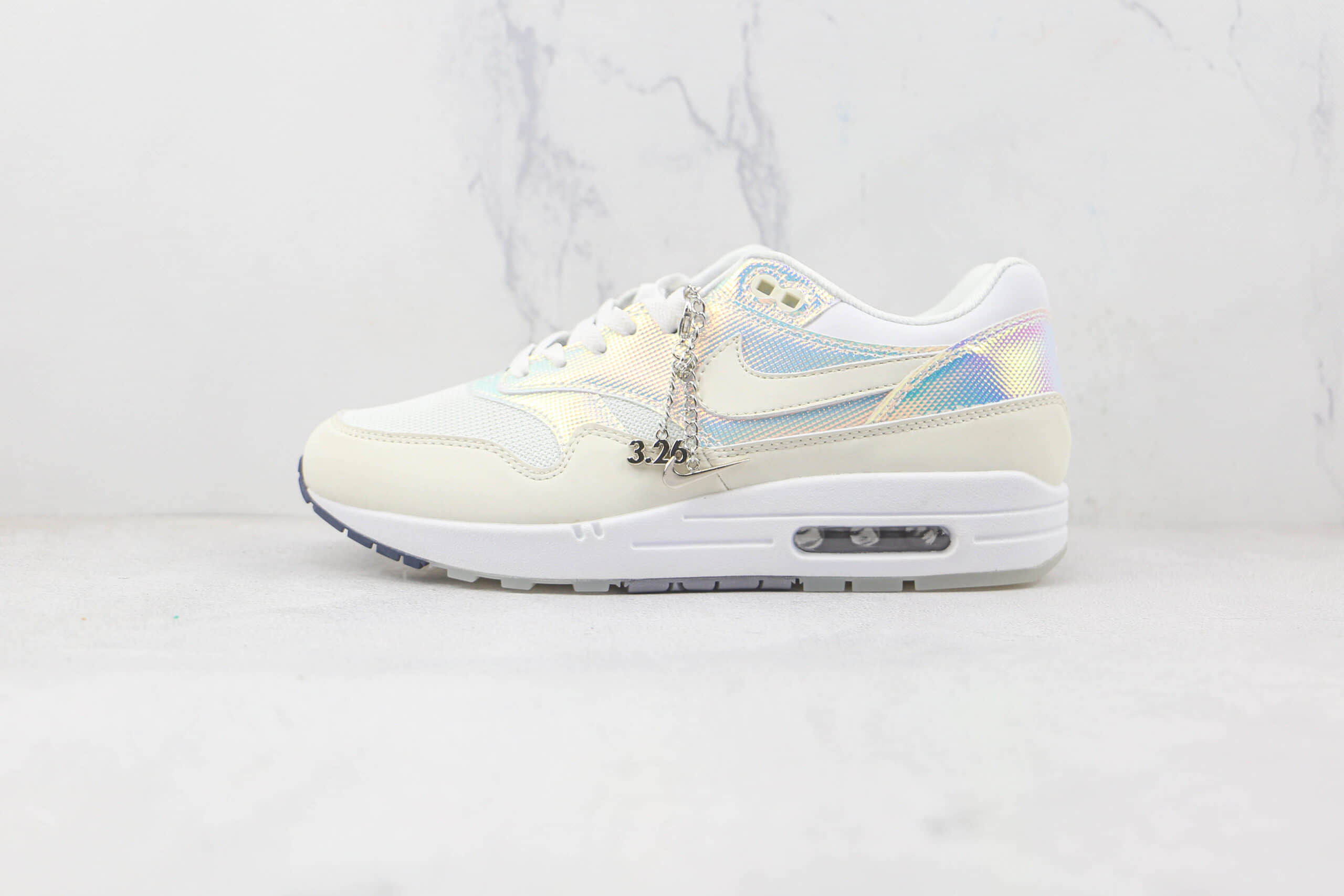 耐克Nike Air Max 1 Obsidian纯原版本荧光亮片白灰彩虹渐变复古气垫鞋原盒原标 货号：DQ9326-100