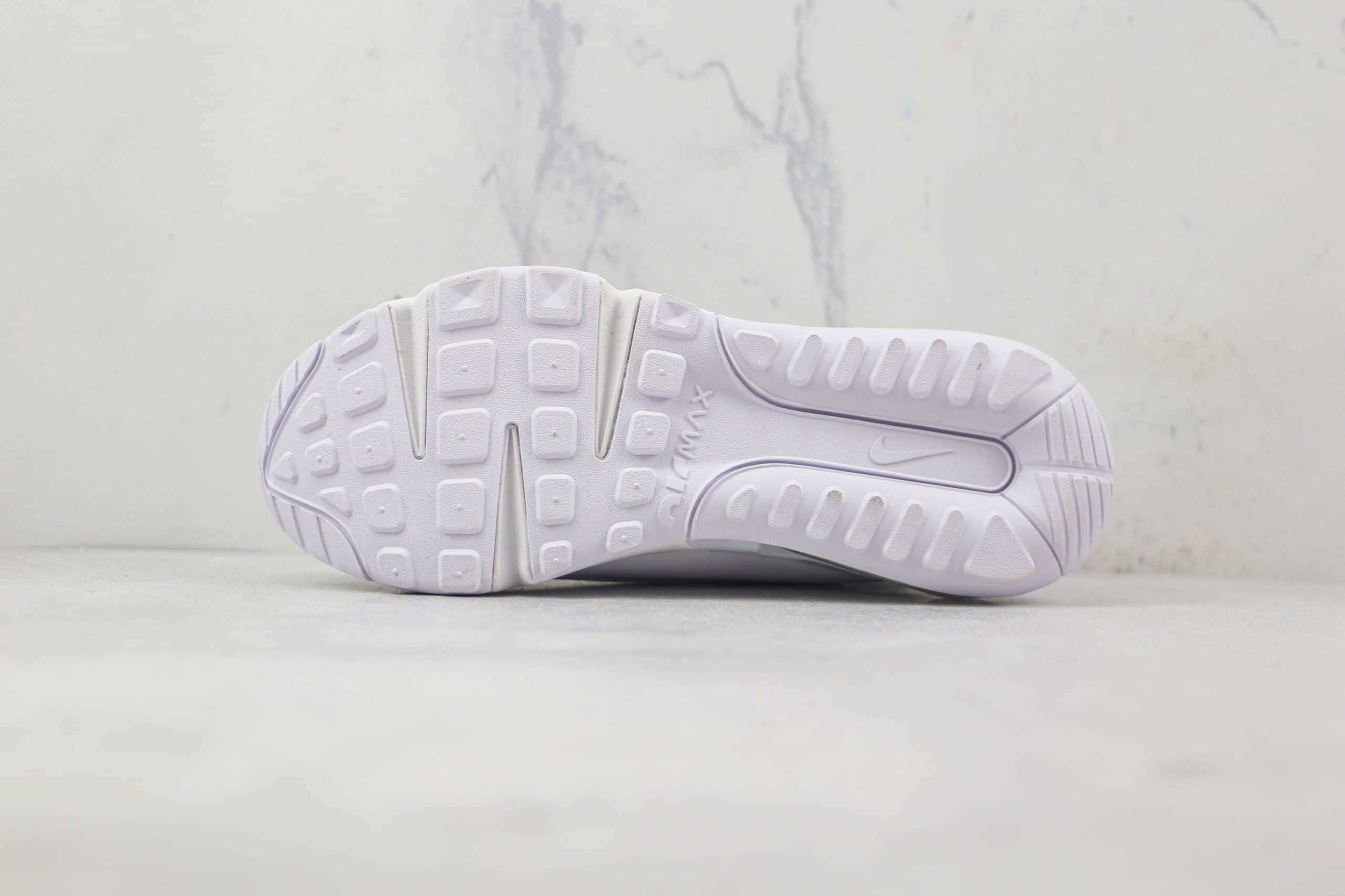 耐克Nike Air Max 2090纯原版本纯白色Max气垫鞋原档案数据开发原盒原标 货号：BV9977-100