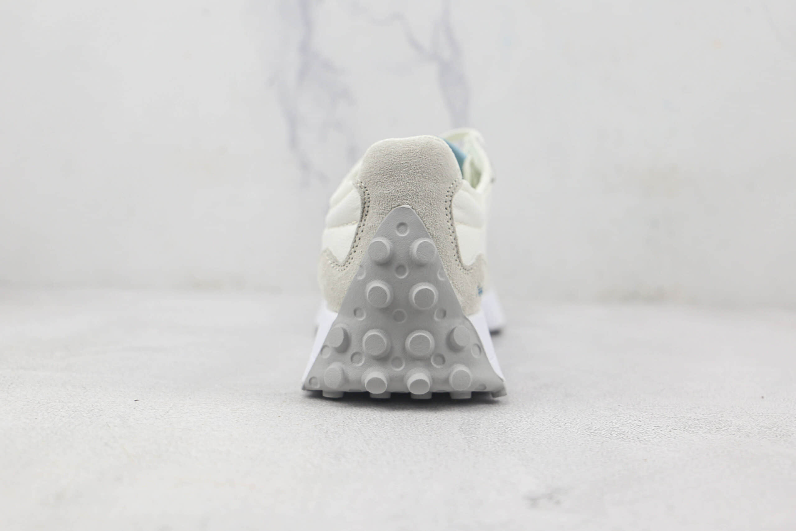 新百伦New Balance 327莆田纯原复刻版本NB327复古慢跑鞋原档案数据开发原盒原标 货号:WS327BV