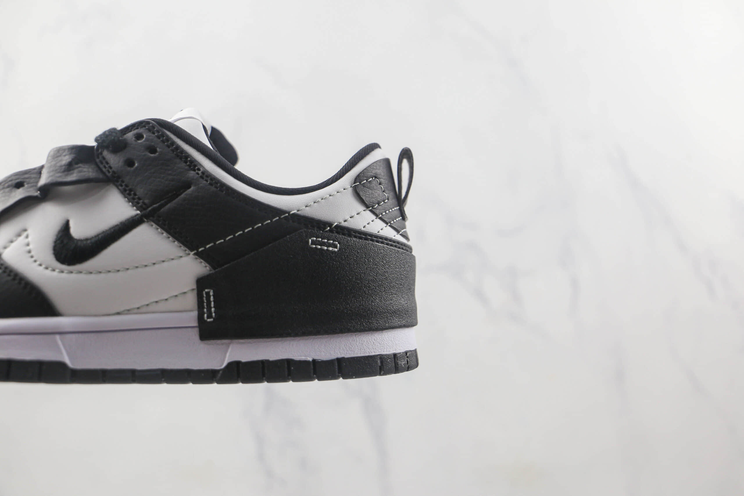 耐克Nike Dunk Low Disrupt 2 Easter莆田天花板低帮DUNK黑白熊猫板鞋原档案数据开发 货号：DC9993-300