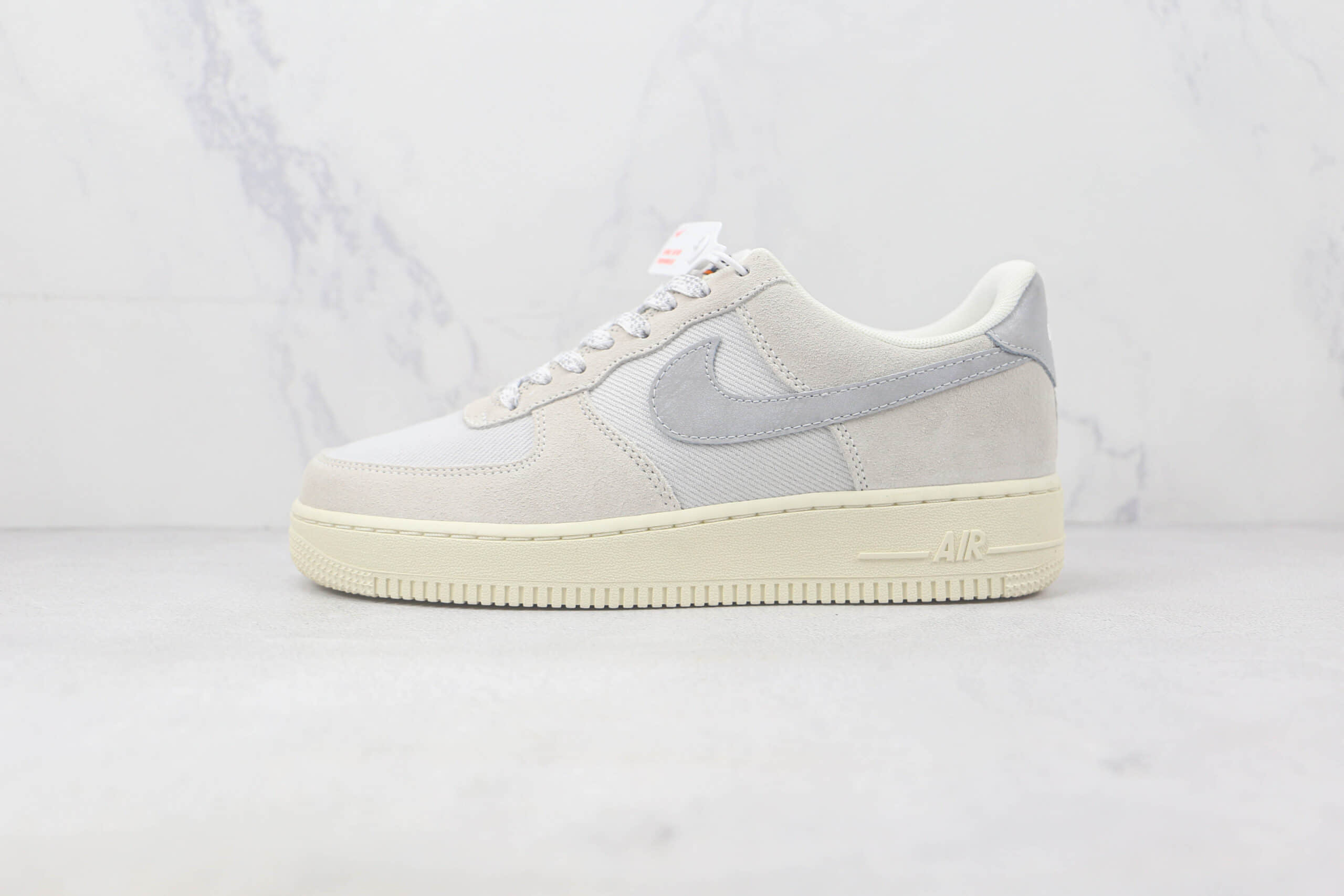 耐克Nike Air Force 1 Low 07莆田纯原复刻版本低帮灰银色空军一号板鞋内置气垫原盒原标 货号:DO9801-100