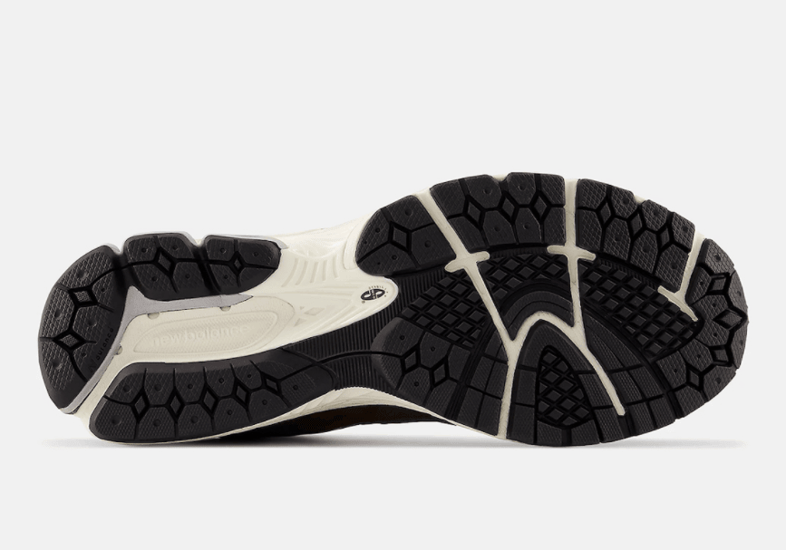 秋冬必备复古跑鞋！NB2002R新配色来袭！ 货号：M2002RHS