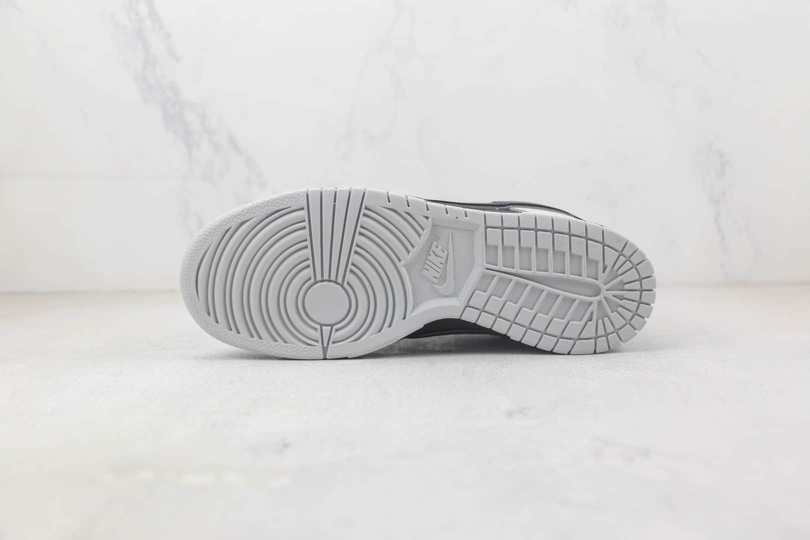 耐克Nike SB Dunk Low Dunk纯原版本低帮SB DUNK白黑色板鞋 耐克SB DUNK校园板鞋 货号:DD9606-363