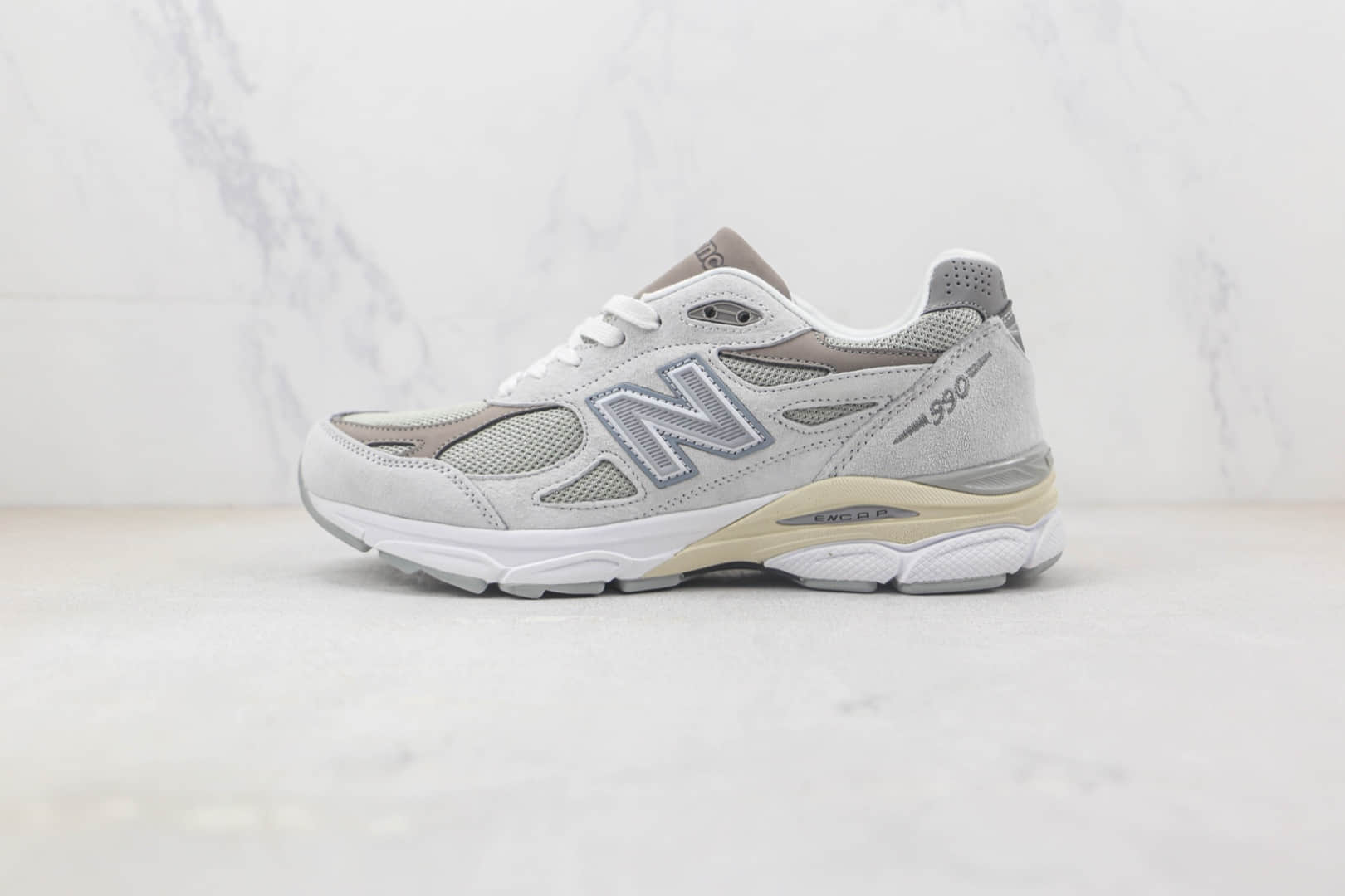 新百伦New Balance 990V3纯原版本NB990白灰色复古慢跑鞋 新百伦NB990复古老爹鞋 货号:M990SC3
