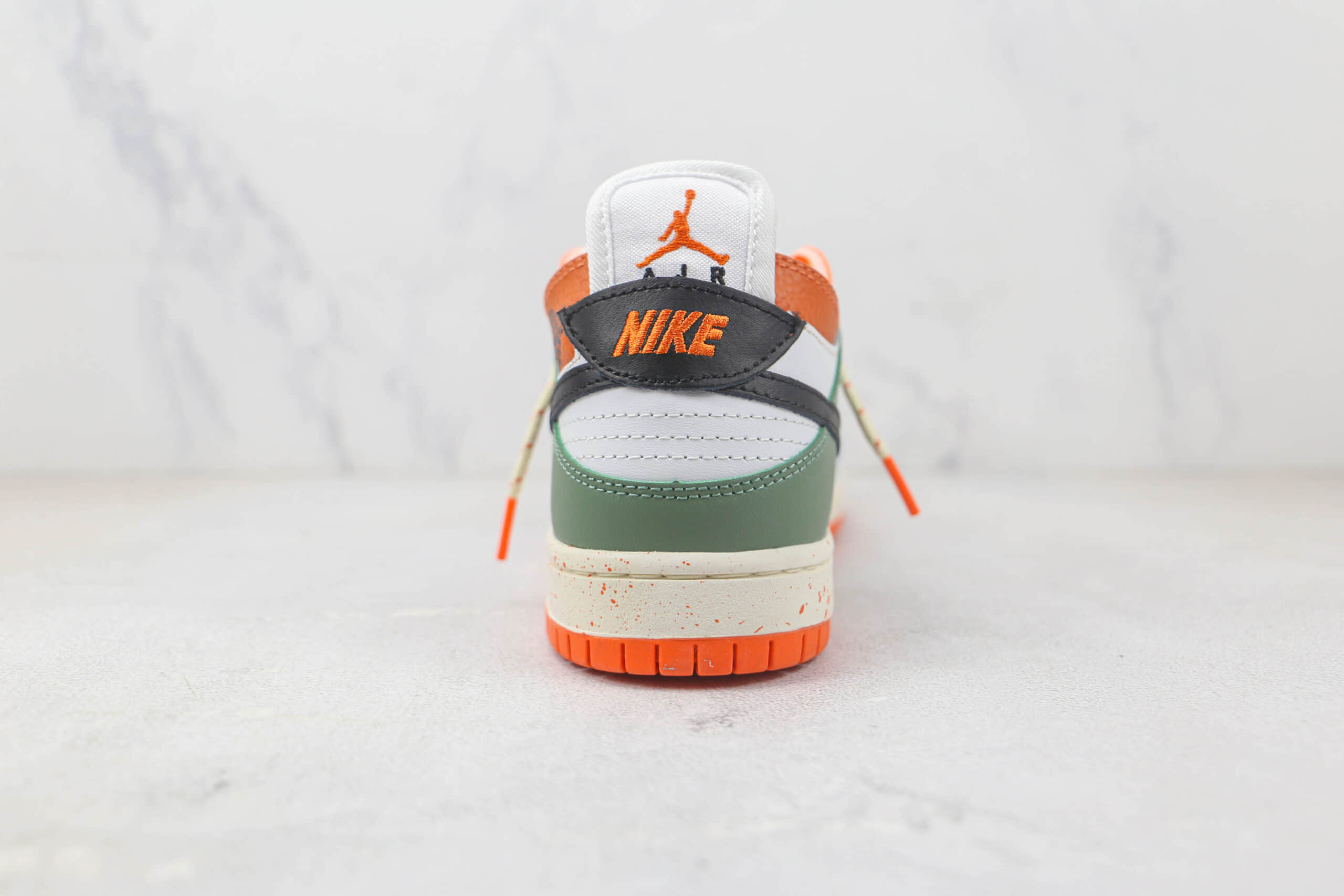 耐克Nike SB Dunk HIGH PRO纯原版本低帮SB DUNK蓝白绿色断钩板鞋 耐克DUNK校园板鞋 货号：BQ6817-035