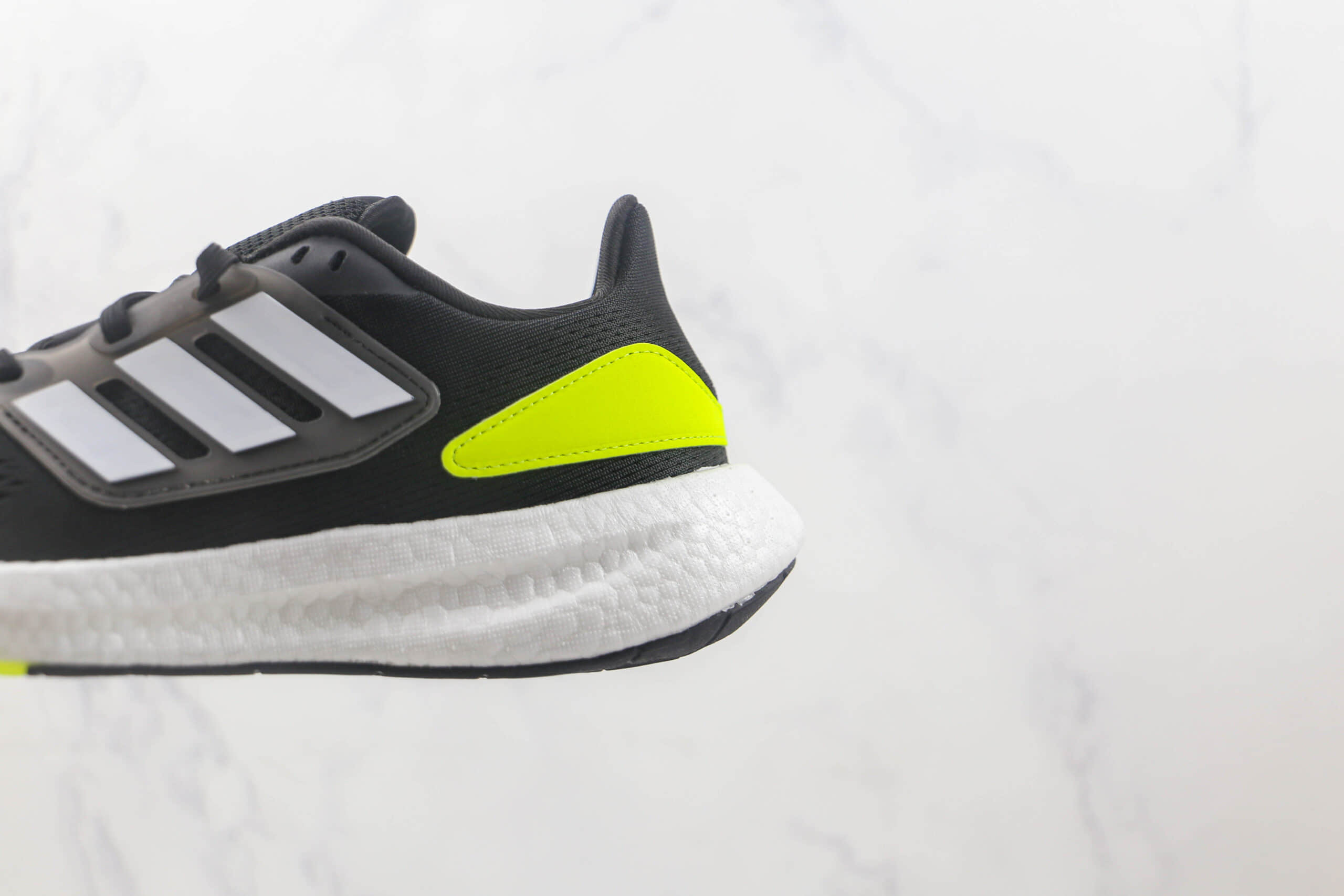 阿迪达斯Adidas Pureb Boost hd Wnte U MEN纯原版本UB8.0黑白绿色爆米花跑鞋 阿迪达斯UB系列跑鞋 货号:HQ1449