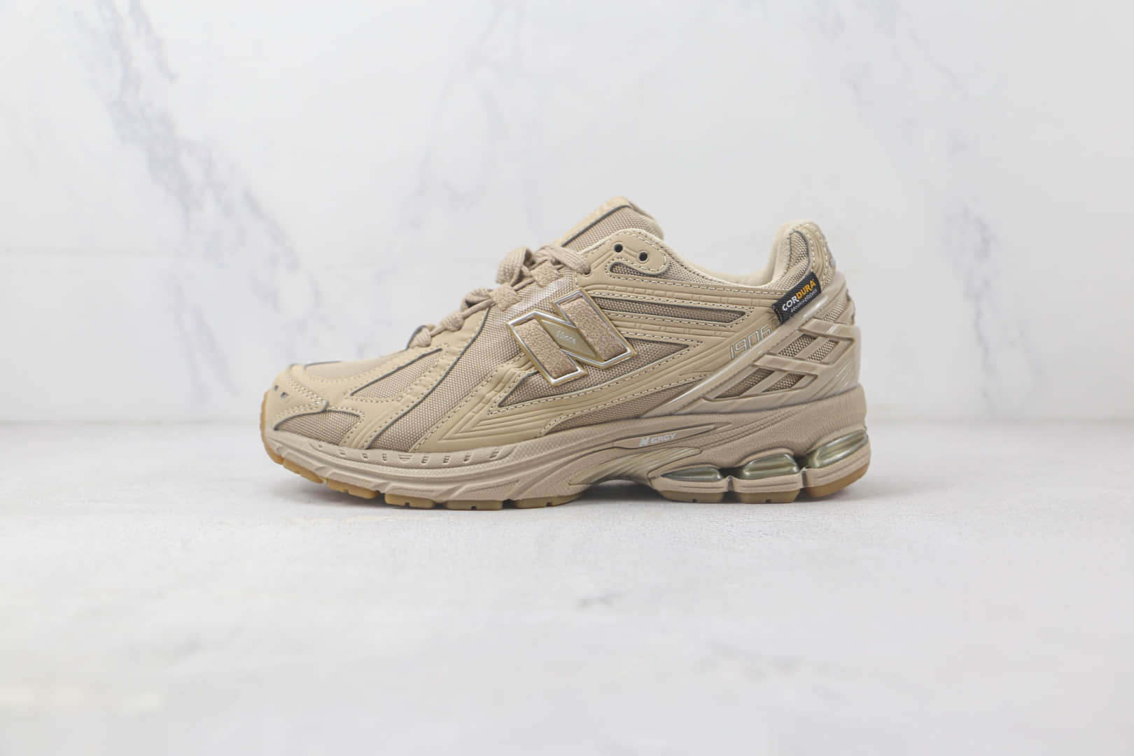 新百伦New Balance 1906纯原版本NB1906米白色复古老爹鞋 新百伦NB1906系列老爹鞋 货号:M1906RT