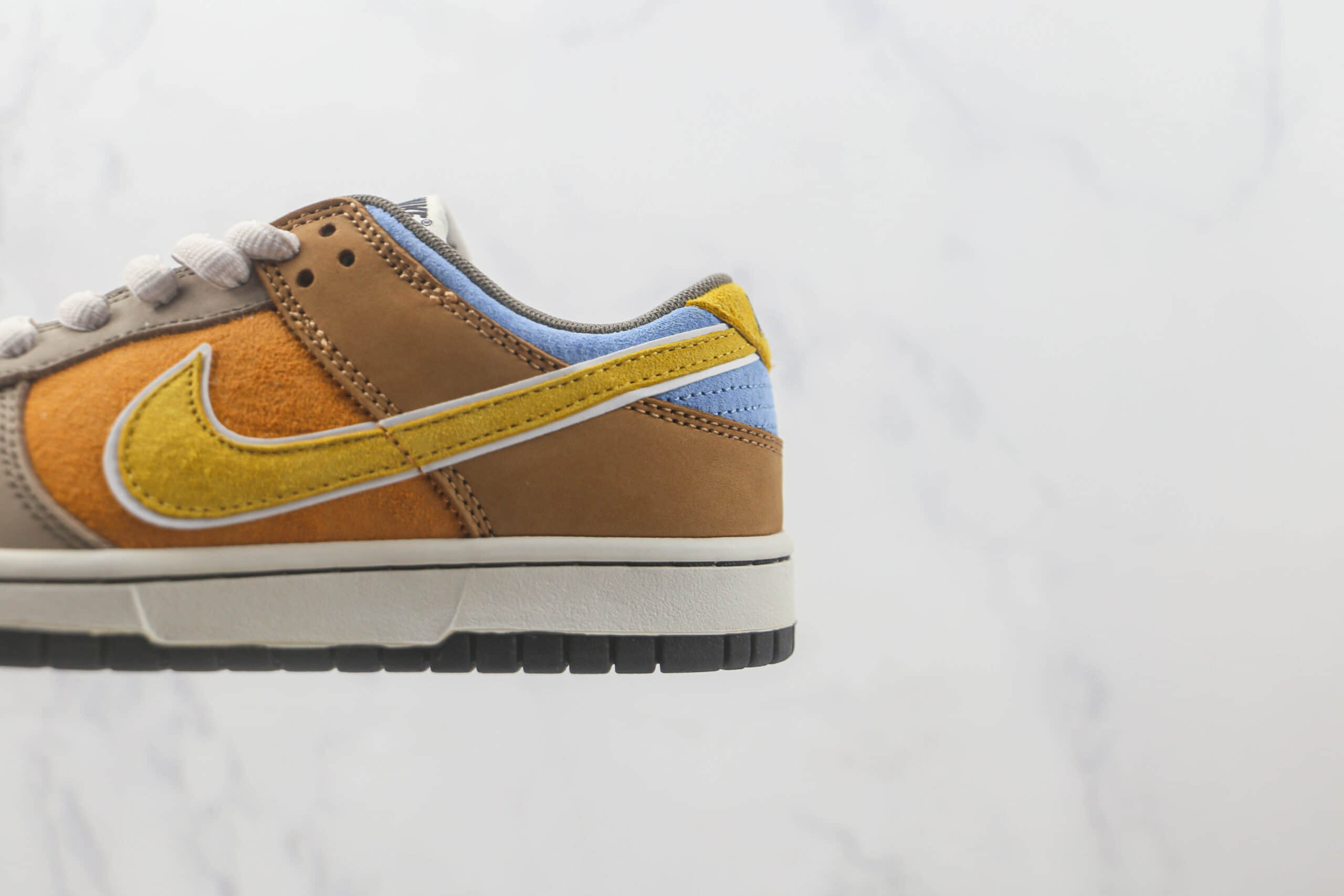 耐克Nike SB Dunk Low Steamboy OST x Otomo Katsuhiro大友克洋联名款低帮SB DUNK板鞋 莆田天花板DUNK板鞋 货号:LF0039-018