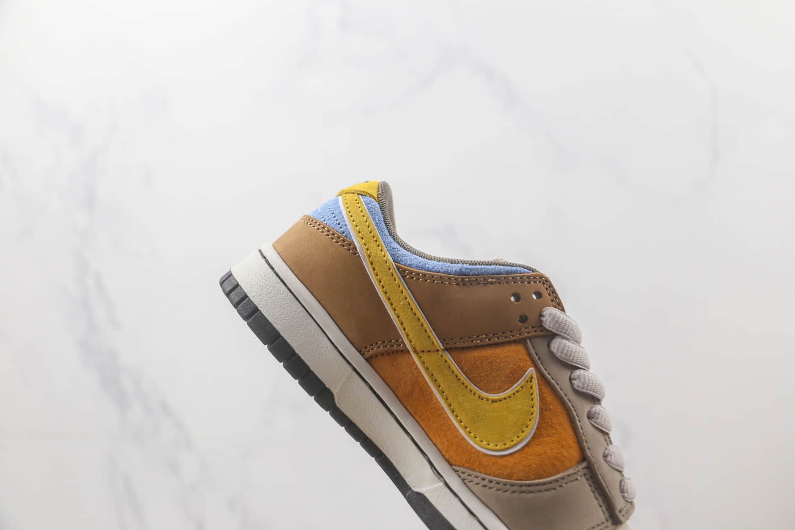 耐克Nike SB Dunk Low Steamboy OST x Otomo Katsuhiro大友克洋联名款低帮SB DUNK板鞋 莆田天花板DUNK板鞋 货号:LF0039-018