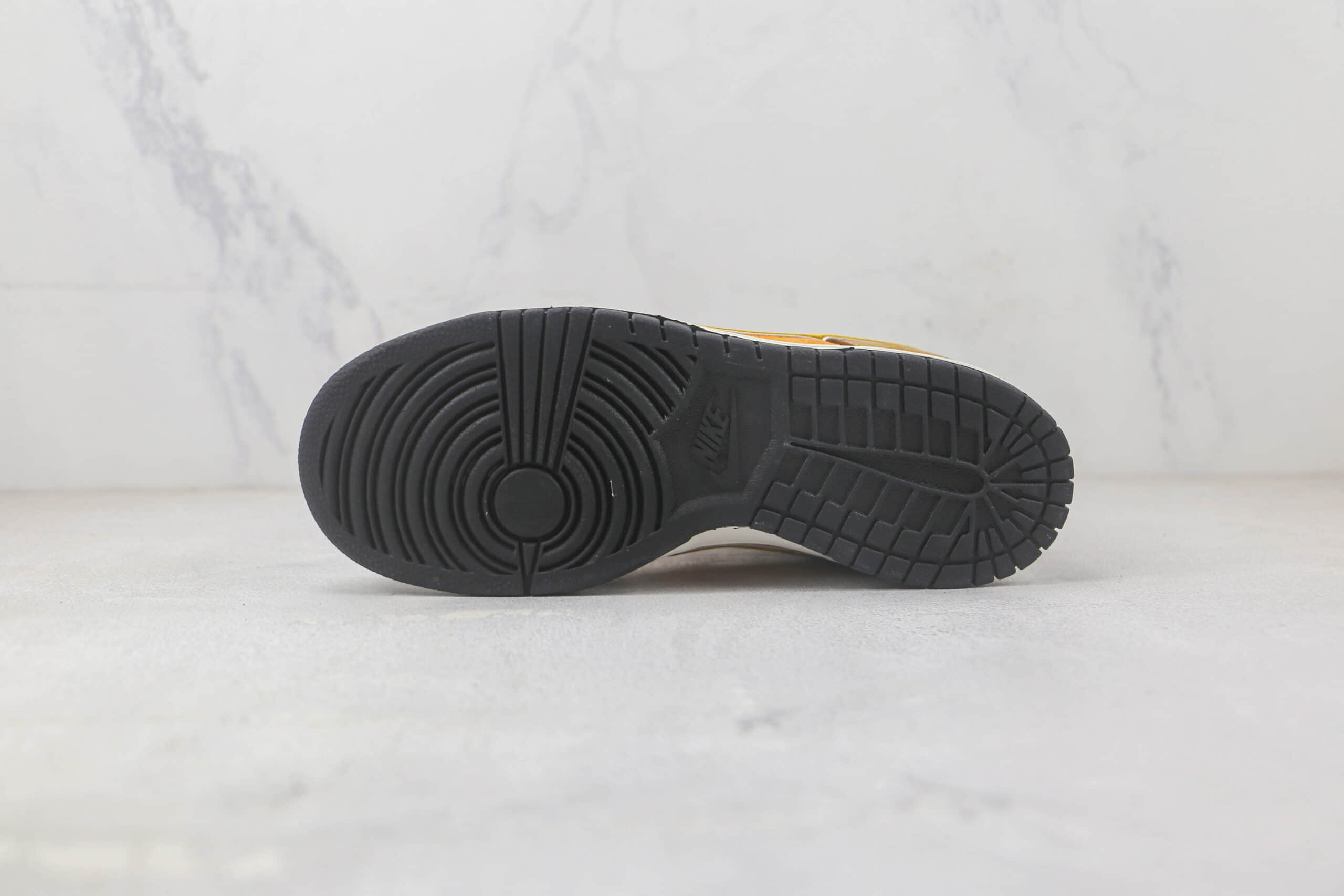 耐克Nike SB Dunk Low Steamboy OST x Otomo Katsuhiro大友克洋联名款低帮SB DUNK板鞋 莆田天花板DUNK板鞋 货号:LF0039-018