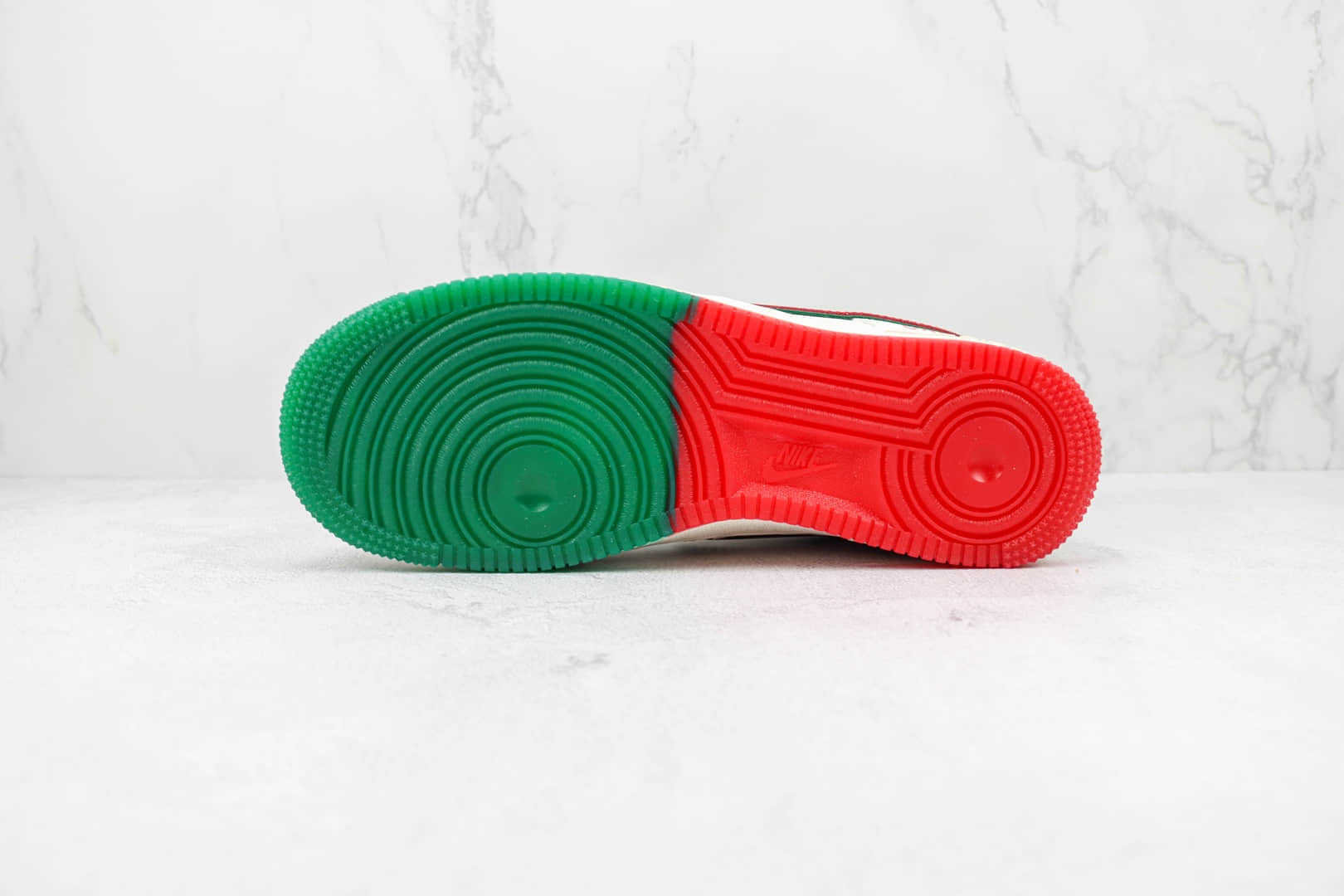 耐克Nike Air Force 1 Low 07纯原版本低帮空军一号世界杯主题系列米白红色板鞋 耐克空军一号校园板鞋 货号:DR9868-900