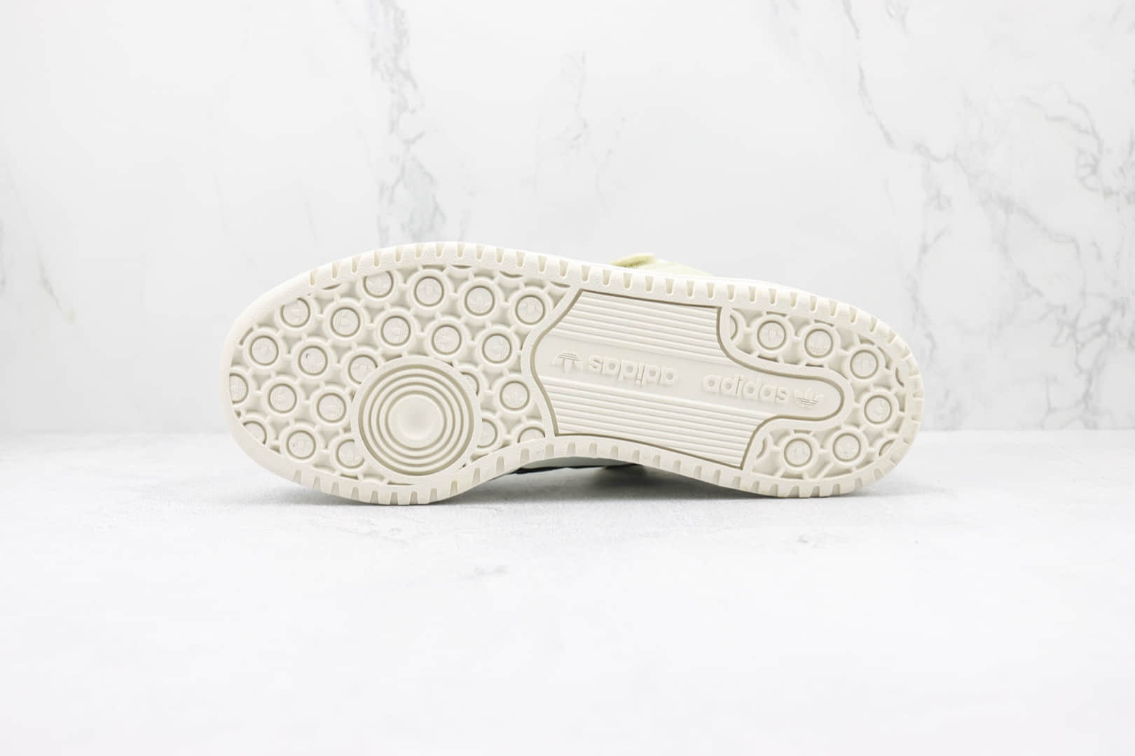 阿迪达斯Adidas Forum 84 Low OG纯原版本Forum84复古板鞋 莆田阿迪达斯复古板鞋系列 货号:HQ6938