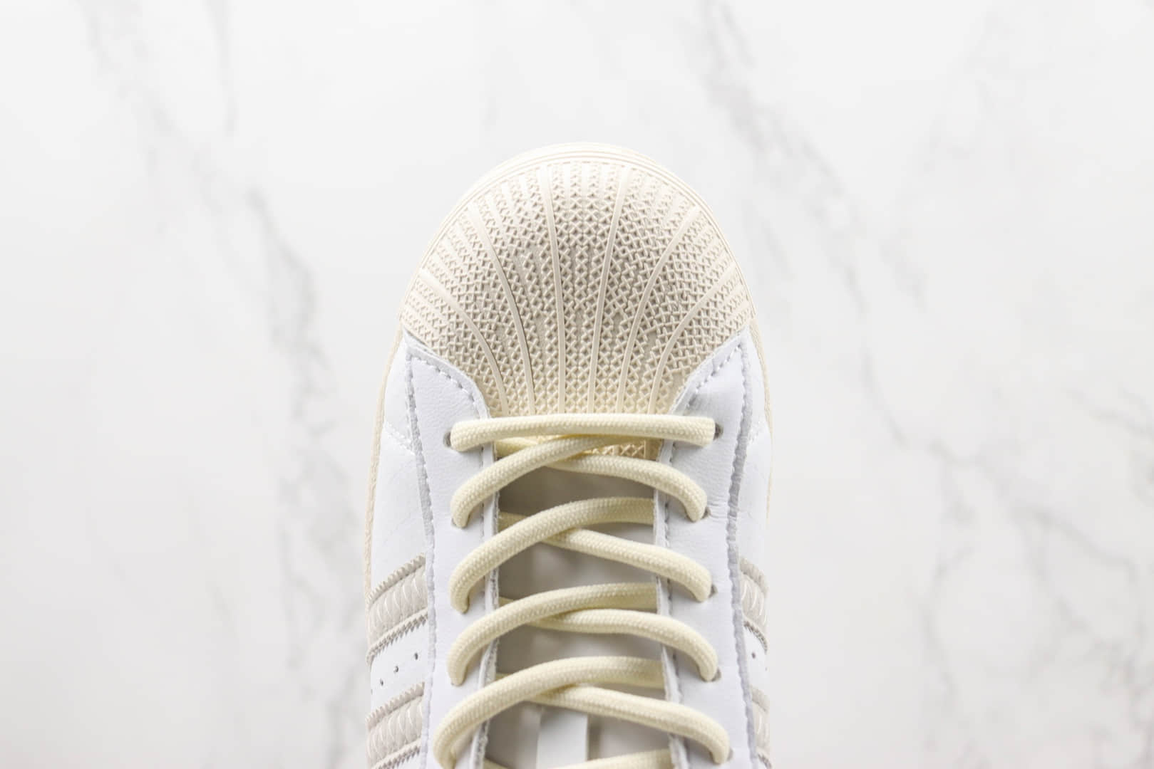 阿迪达斯Adidas Originals Superstar纯原版本兔年限定贝壳头迷彩尾板鞋 阿迪达斯贝壳头系列 货号:IF2577