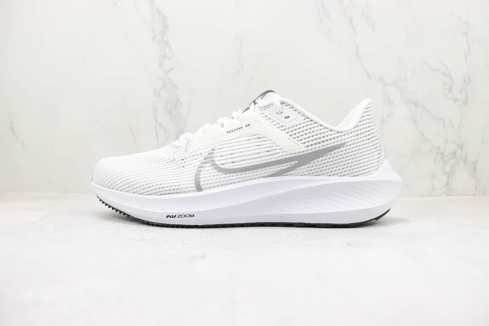 耐克Nike Air Zoom Pegasus 40纯原版本登月40代白色跑鞋 耐克ZOOM系列慢跑鞋 货号：DV3853-102