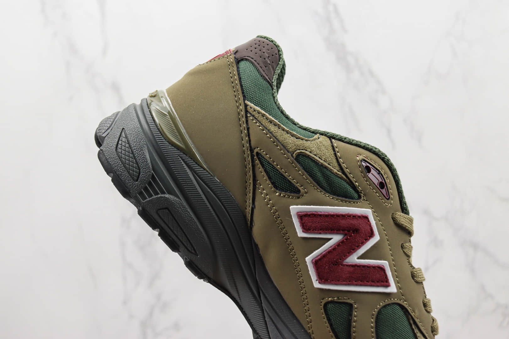 新百伦New Balance 990V3纯原版本美产NB990V3军绿色复古老爹鞋 莆田天花板NB老爹鞋 货号：M990GP3