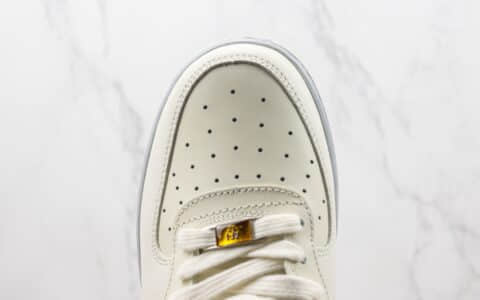 阿迪达斯adidas originals Forum 84 low纯原版本米白粉色Forum系列板鞋 阿迪达斯Forum84系列复古板鞋 货号：HQ6941