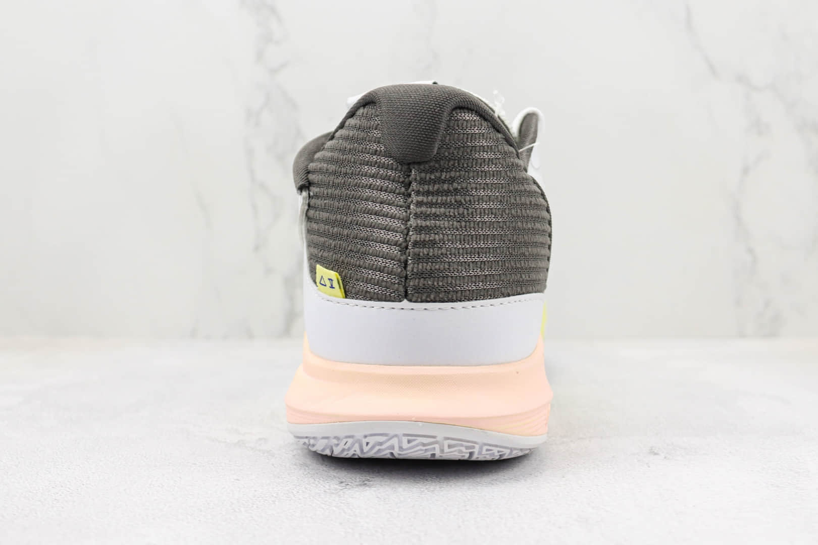 耐克Nike Kyrie Low 5 EP纯原版本欧文5代实战篮球鞋 莆田欧文系列篮球鞋 货号:DJ6014-100