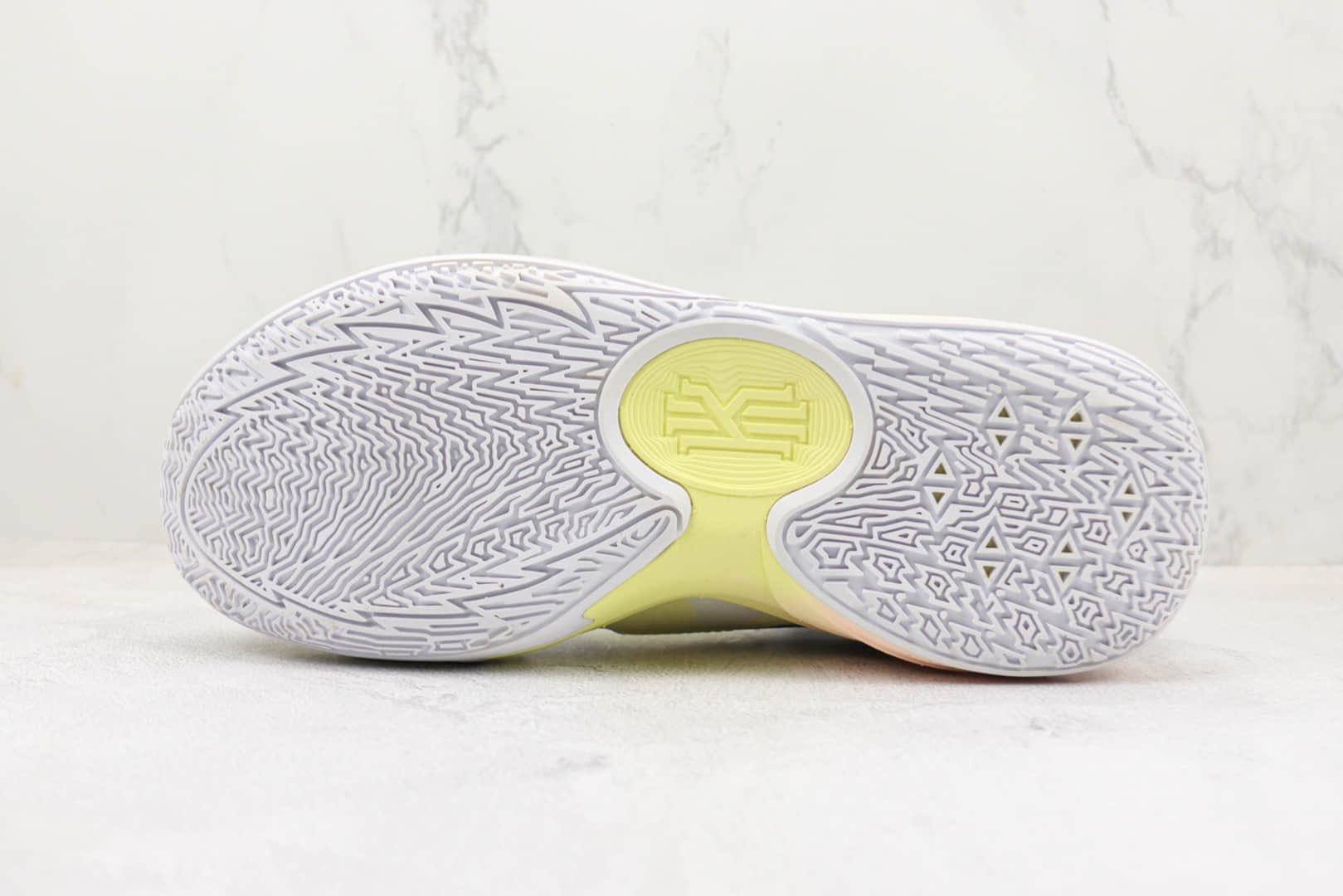 耐克Nike Kyrie Low 5 EP纯原版本欧文5代实战篮球鞋 莆田欧文系列篮球鞋 货号:DJ6014-100