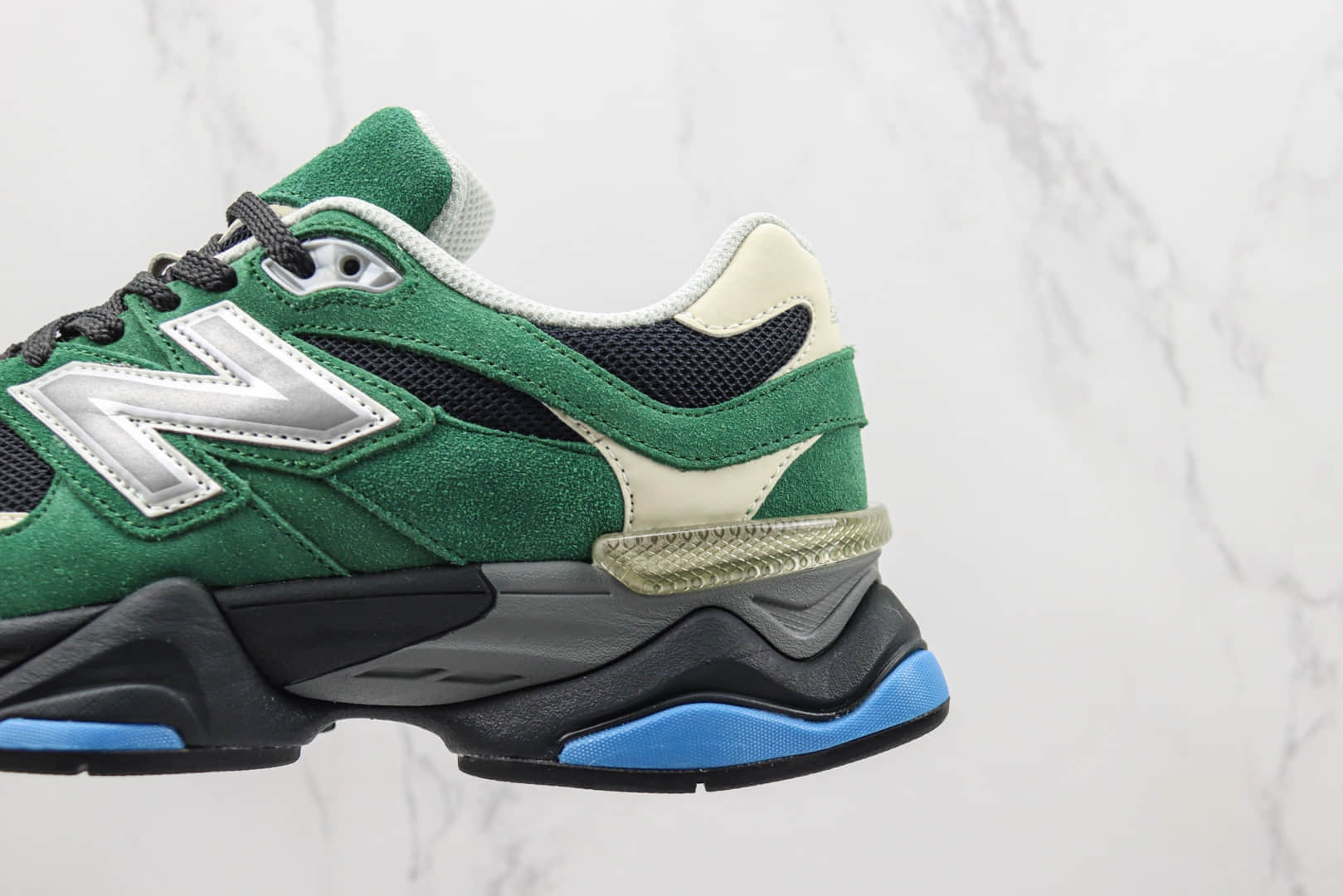 新百伦Joe Freshgoods x New Balance 9060纯原版本NB9060联名款黑绿色复古慢跑鞋 莆田新百伦货源 货号:U9060VRA