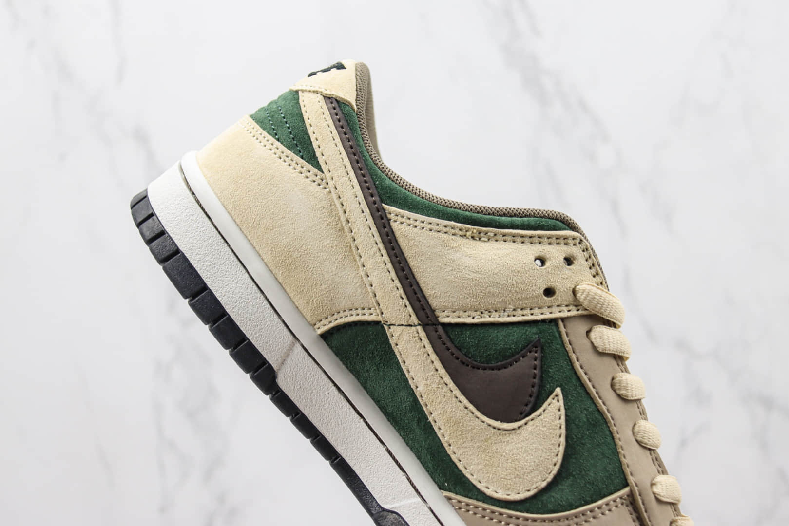 耐克Otomo Katsuhiro x Nk SB Dunk Low纯原版本大友克洋联名低帮SB Dunk棕绿双勾板鞋 莆田天花板Dunk系列 货号:CT2552-895