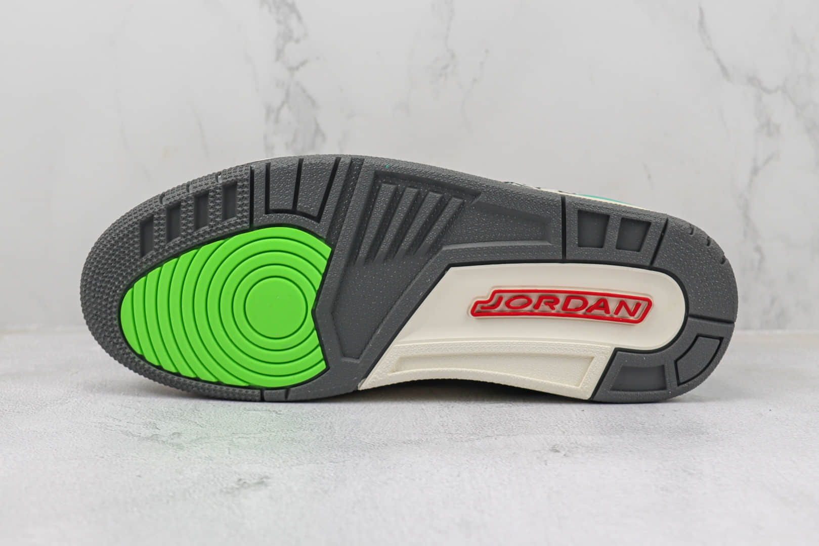 乔丹Air Jordan Legacy 312纯原版本AJ312摩卡圣诞三合一篮球鞋 莆田AJ货源 货号:DZ2762-101