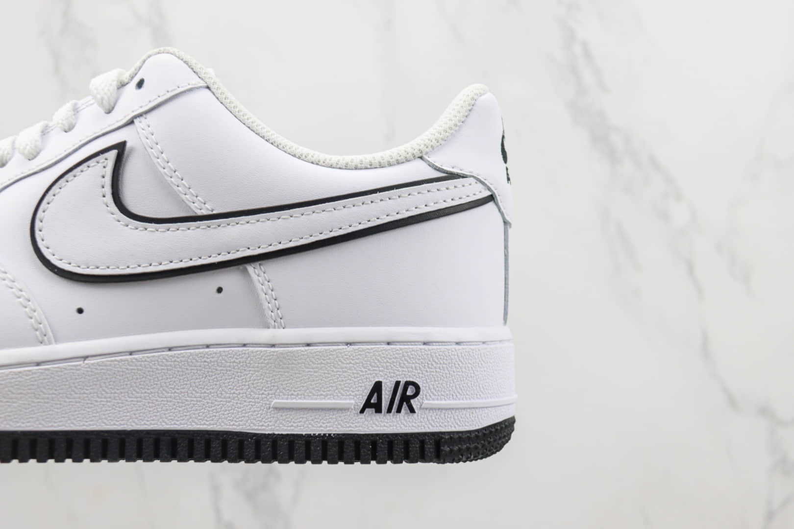 耐克Nike Air Force 1'07 Low纯原版本低帮空军一号AF1白黑板鞋 莆田天花板AF1系列 货号:DV0788-103