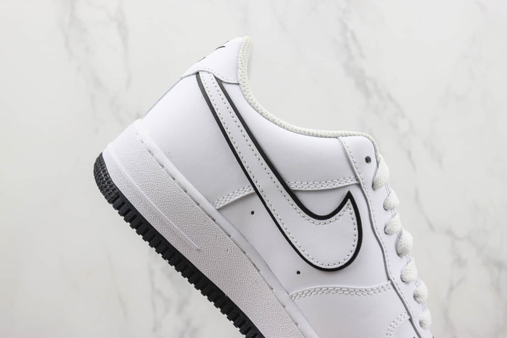 耐克Nike Air Force 1'07 Low纯原版本低帮空军一号AF1白黑板鞋 莆田天花板AF1系列 货号:DV0788-103