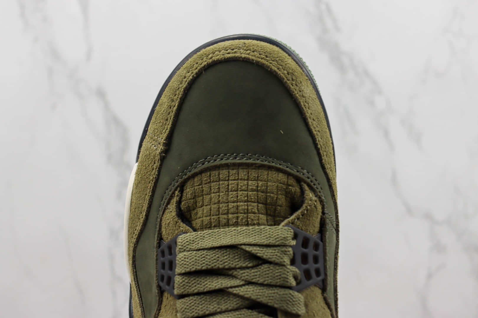 乔丹Air Jordan 4 Retro“Olive Canvas”纯原版本AJ4橄榄绿实战篮球鞋 莆田AJ货源 货号:FB9927-200
