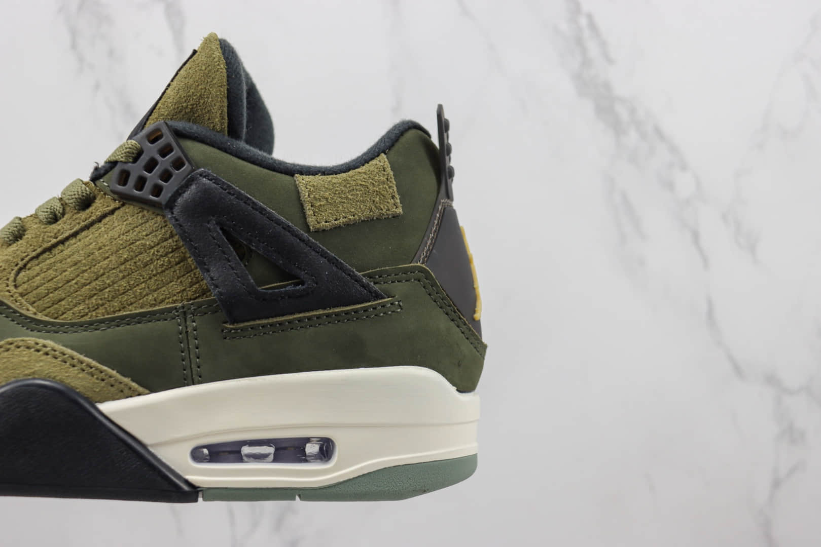 乔丹Air Jordan 4 Retro“Olive Canvas”纯原版本AJ4橄榄绿实战篮球鞋 莆田AJ货源 货号:FB9927-200