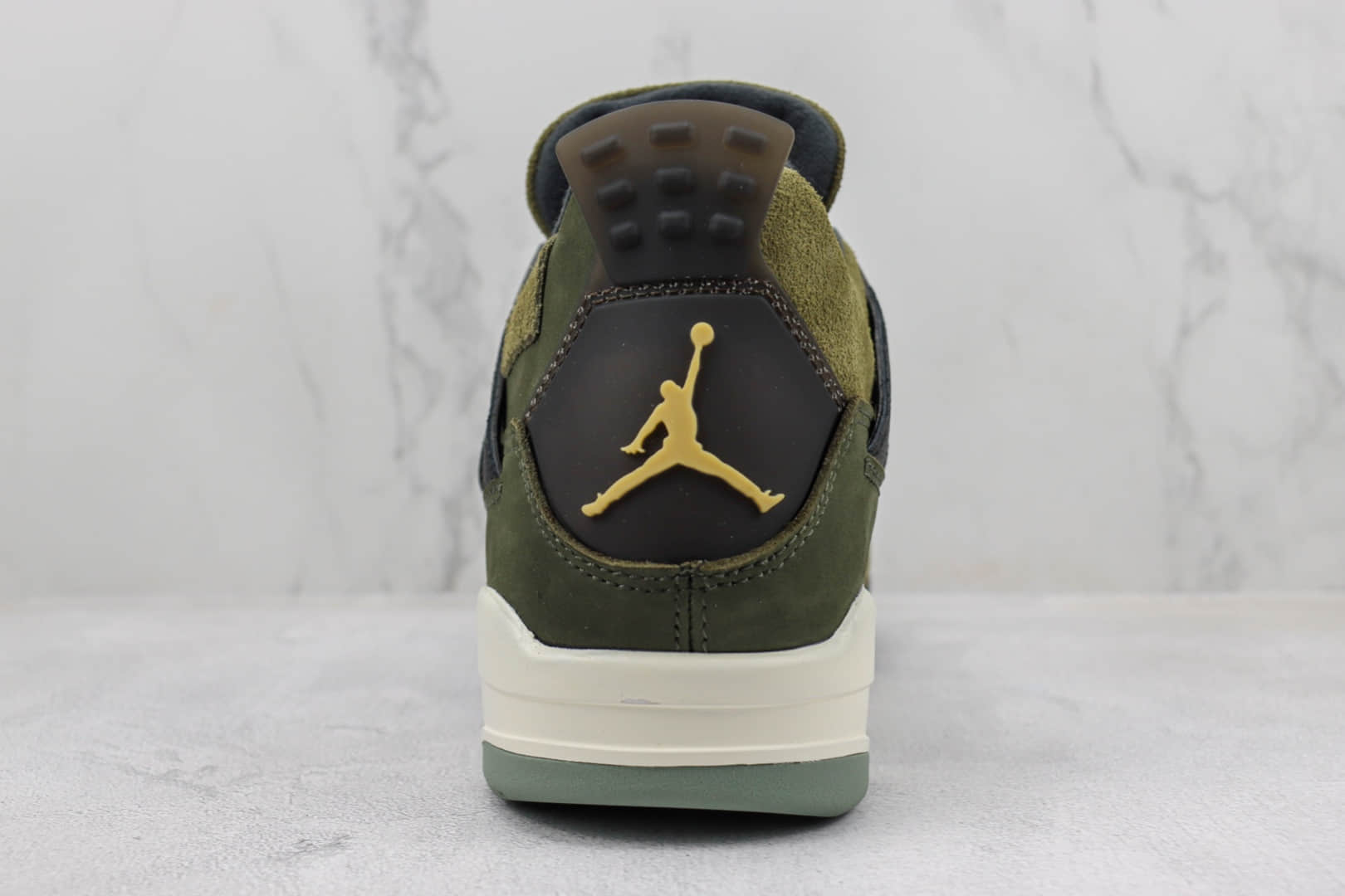 乔丹Air Jordan 4 Retro“Olive Canvas”纯原版本AJ4橄榄绿实战篮球鞋 莆田AJ货源 货号:FB9927-200