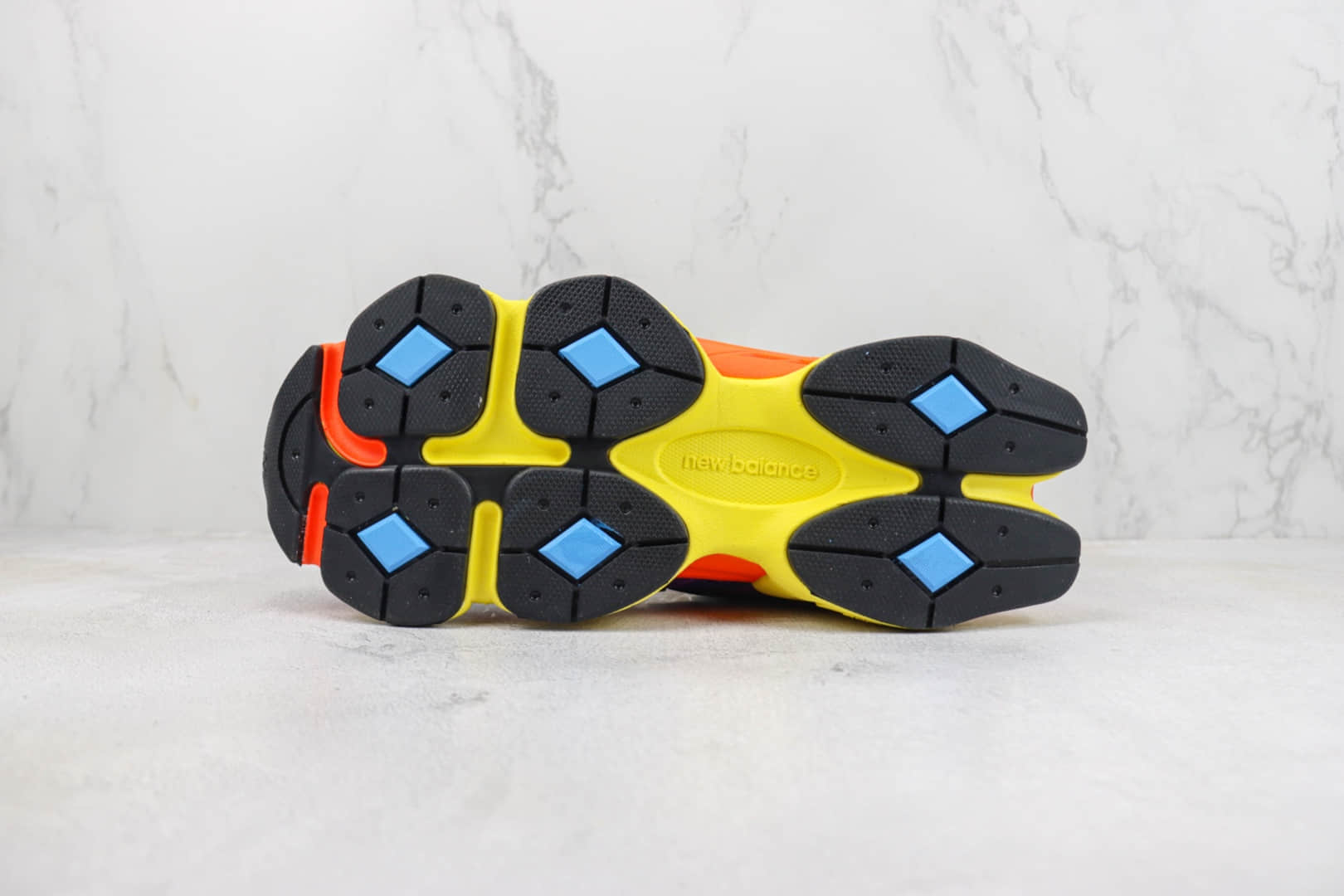 新百伦New Balance 9060纯原版本NB9060彩色拼接千禧风小象蹄复古慢跑鞋 莆田新百伦货源 货号：U9060NBX