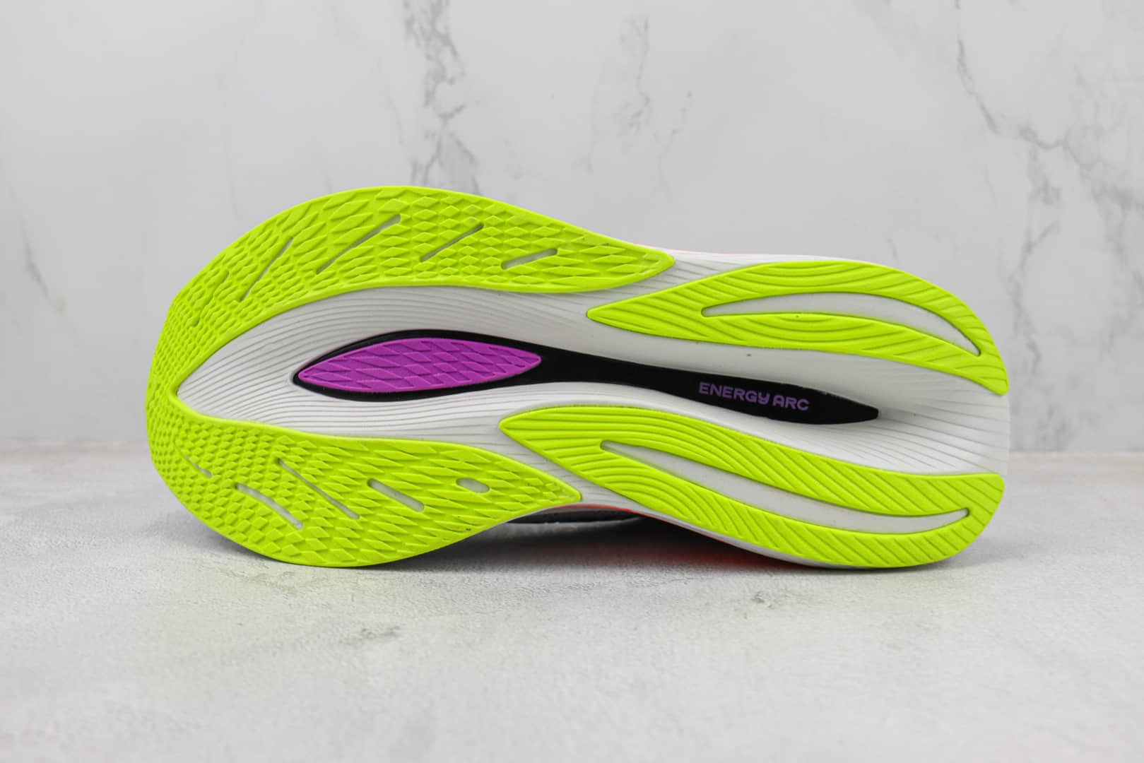 新百伦New Balance FuelCell SC Trainer V22纯原版本灰绿紫马拉松全掌碳板竞速训练跑鞋 莆田新百伦货源 货号：MRCXLG3