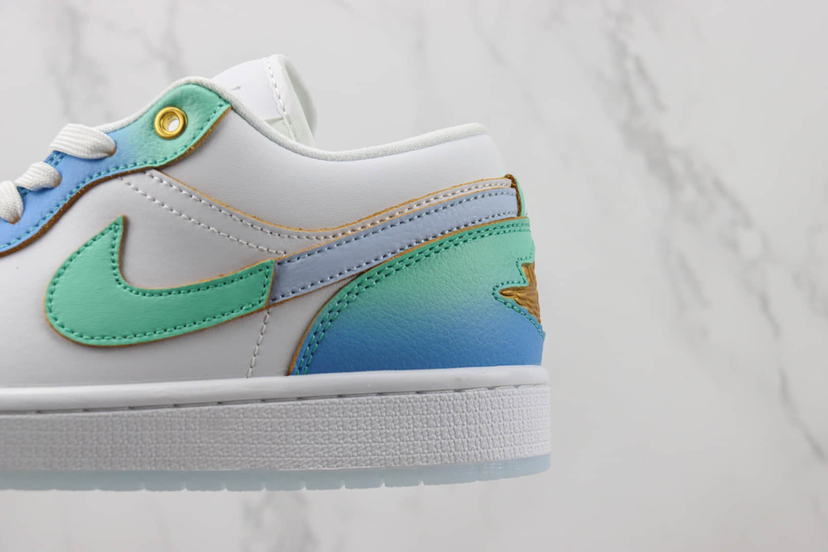 乔丹Air Jordan 1 Low纯原版本低帮AJ1蓝绿渐变板鞋 莆田AJ货源 货号:FN8899-131