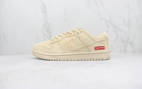 耐克Supreme x Nike SB Dunk Low纯原版本低帮SB Dunk联名Supreme驼色麂皮板鞋 莆田耐克工厂 货号：FC1688-122