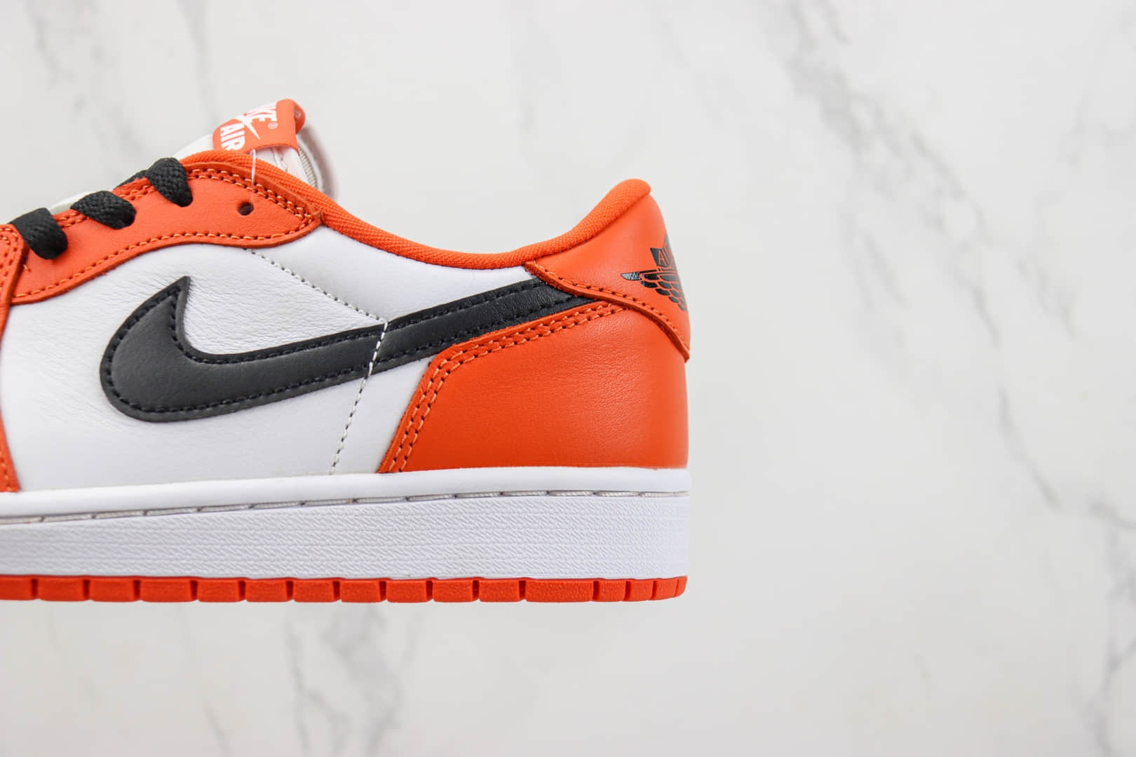 乔丹Air Jordan 1 Low纯原版本低帮AJ1扣碎白橙色板鞋 莆田复刻鞋货源 货号:CZ0775-801