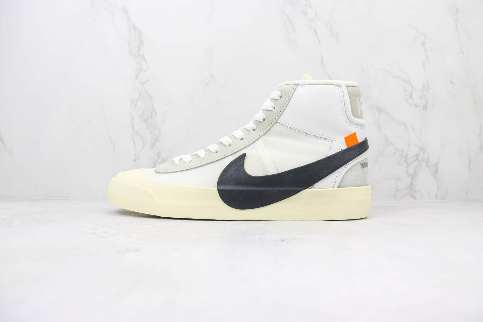 耐克Off-White X Nike Blazer Mid纯原版本中帮开拓者OW联名板鞋 莆田耐克货源 货号:AA3832-100