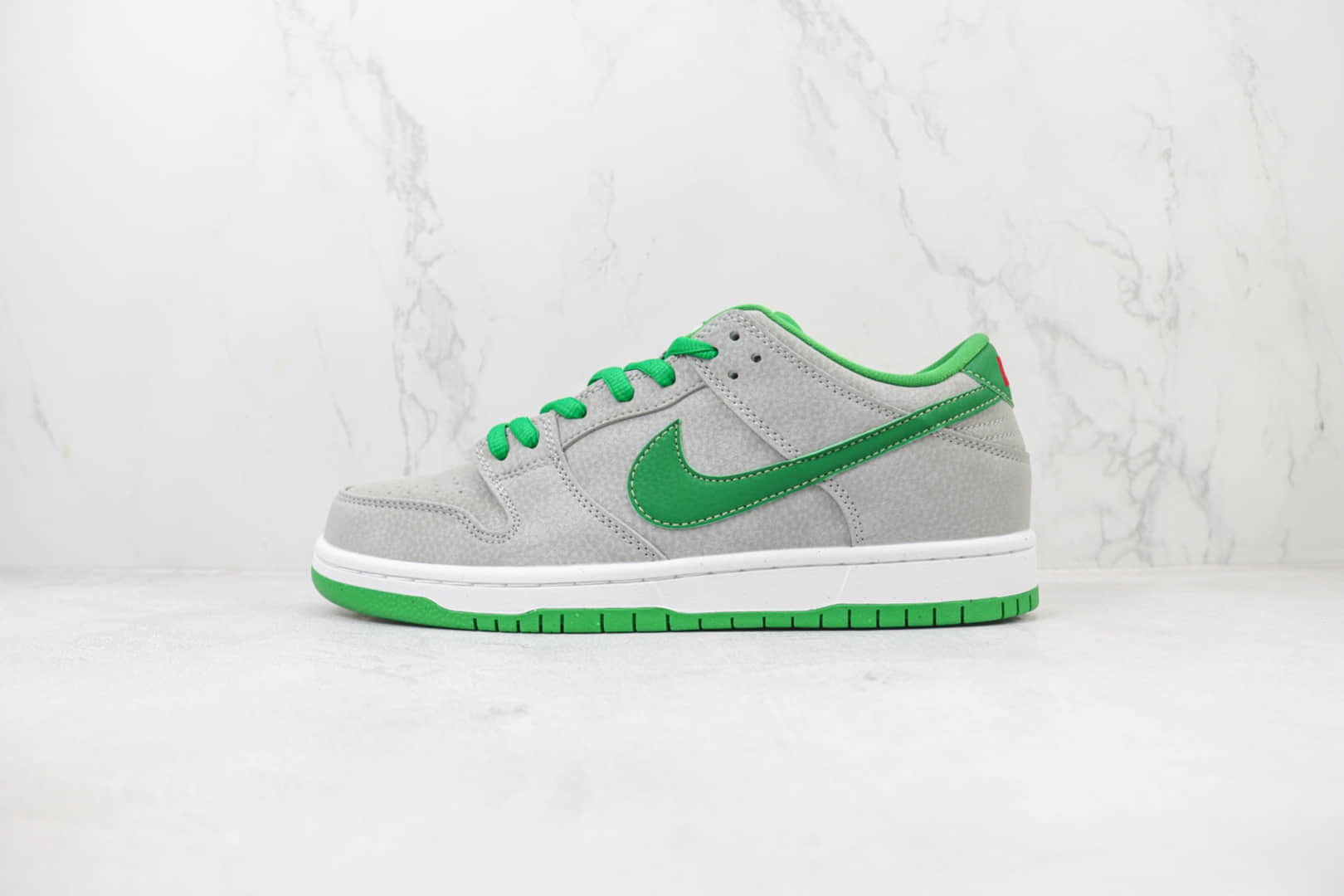 耐克Nike SB Dunk Low纯原版本低帮SB Dunk灰绿色板鞋 莆田耐克工厂 货号：313170-030