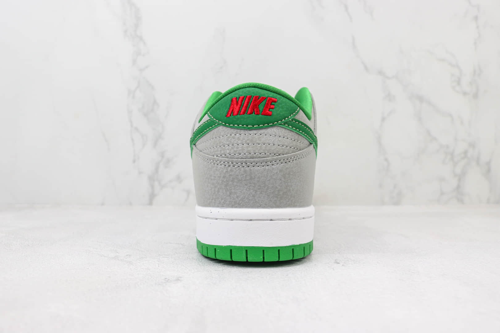耐克Nike SB Dunk Low纯原版本低帮SB Dunk灰绿色板鞋 莆田耐克工厂 货号：313170-030