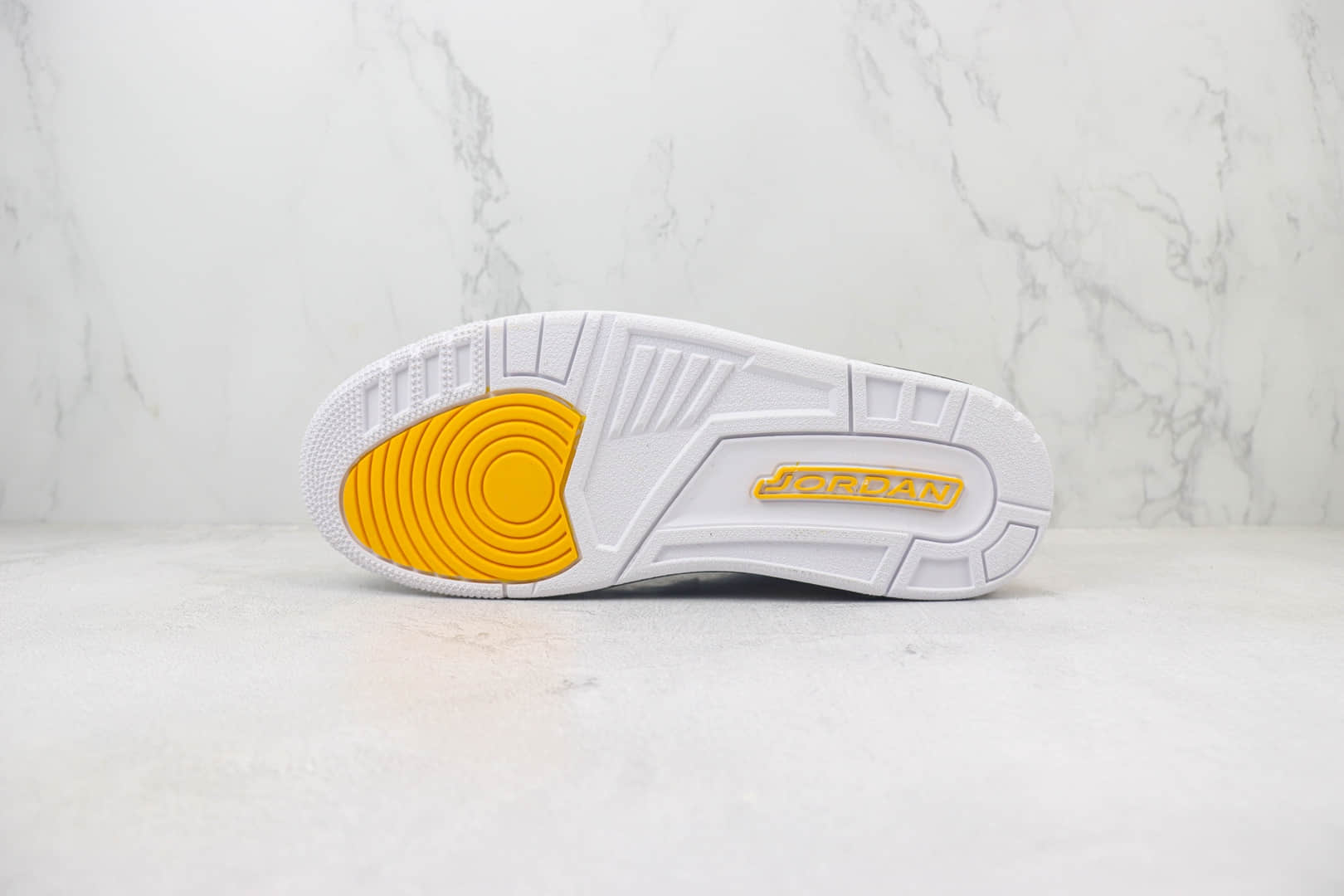 乔丹Air Jordan Legacy 312 Low纯原版本低帮AJ312白黑黄三合一篮球鞋 莆田耐克货源 货号:CD7069-137