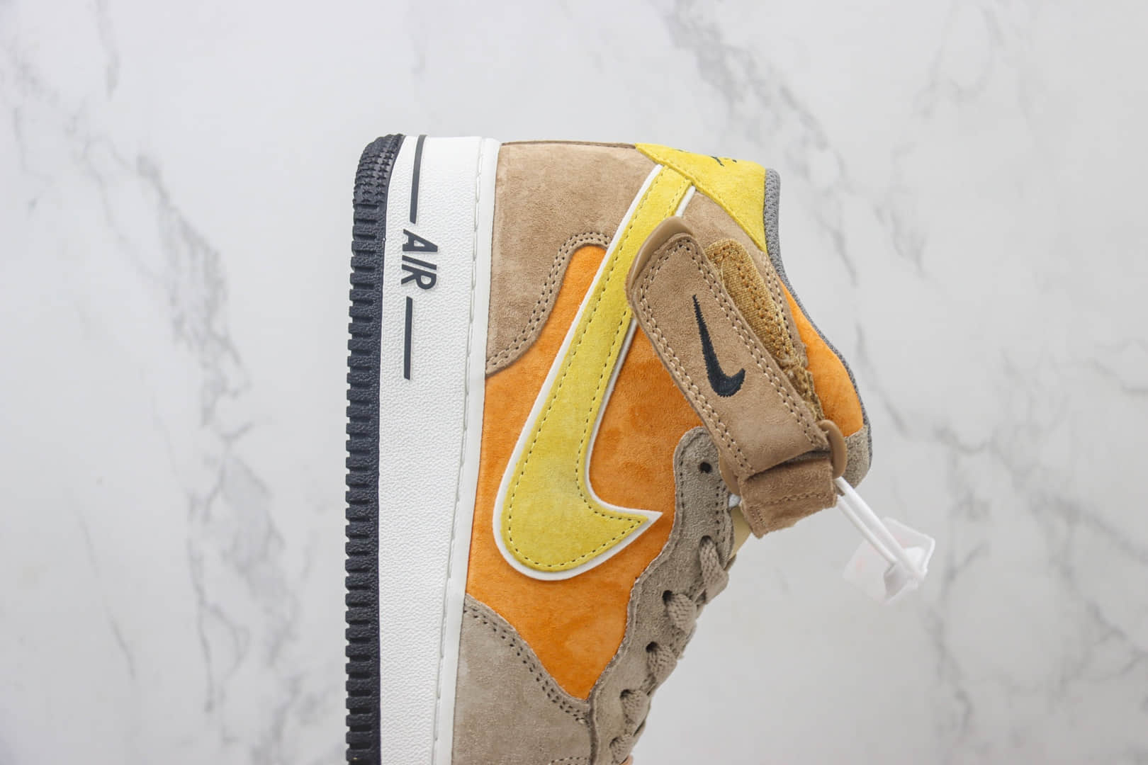 耐克Nike Air Force 1 Mid纯原版本中帮空军一号AF1棕橙色板鞋 莆田耐克代理 货号:CG9908-105