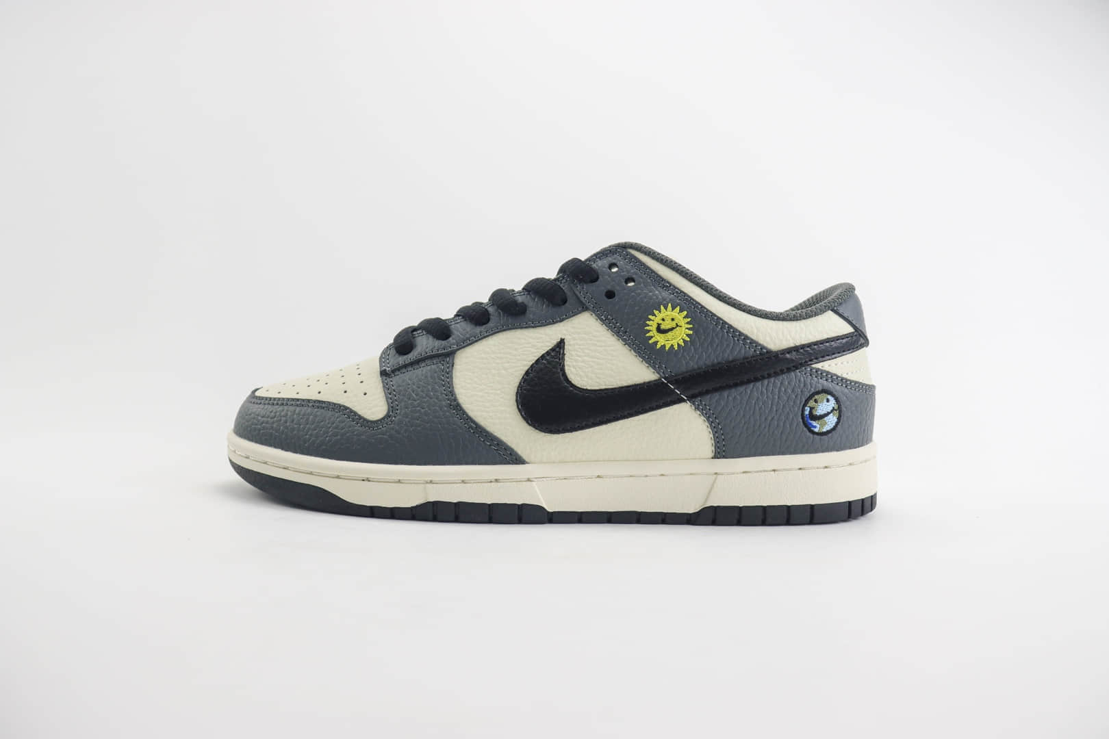 耐克Nike Dunk Low纯原版本低帮Dunk白灰黑地球笑脸板鞋 莆田天花板Dunk 货号：BB1609-116