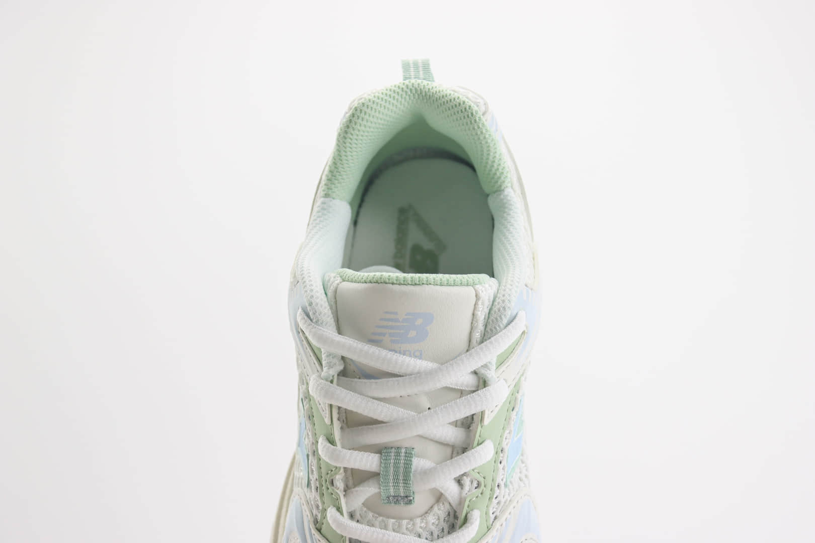 新百伦New Balance 530纯原版本NB530白绿色复古跑鞋 莆田新百伦货源 货号:MR530ZO