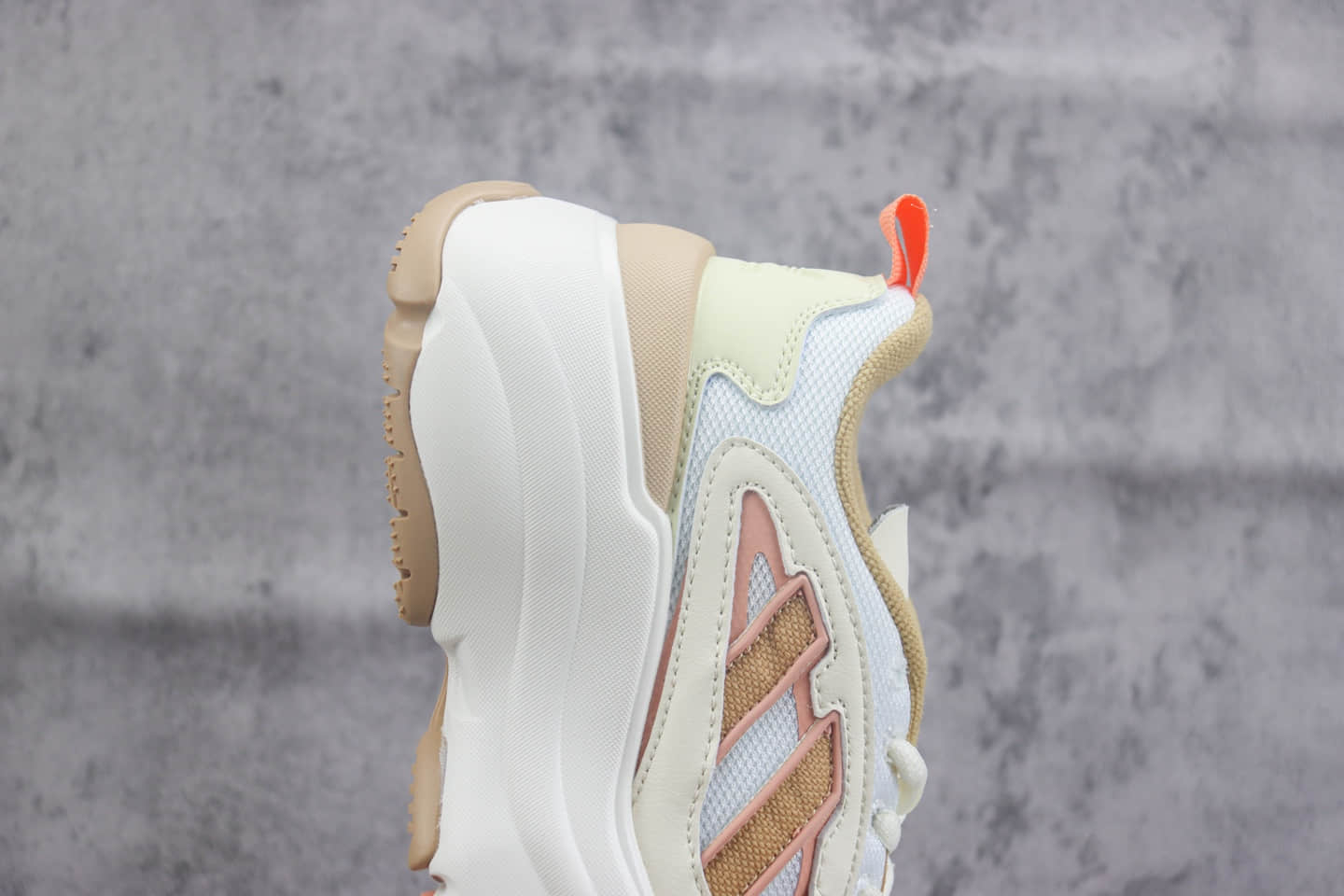 阿迪达斯adidas originals Ozgaia3.0纯原版本三叶草米粉色老爹鞋 莆田阿迪达斯货源 货号：JI4283