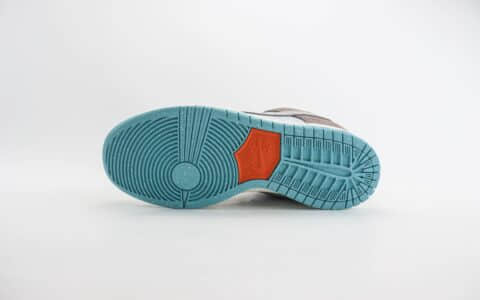 亚历山大Alexander McQueen纯原版本麦昆白色丝绒黑尾增高板鞋 莆田复刻鞋货源