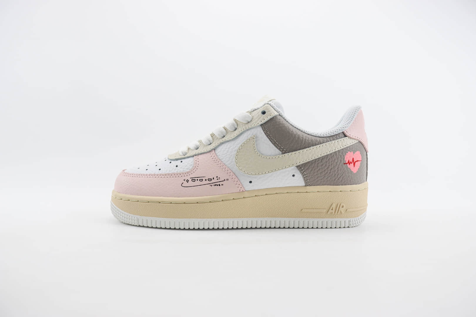 耐克Nike Air Force 1 Low纯原版本空军一号AF1情人节限定灰白粉爱心板鞋 莆田耐克工厂 货号：TY0301-222
