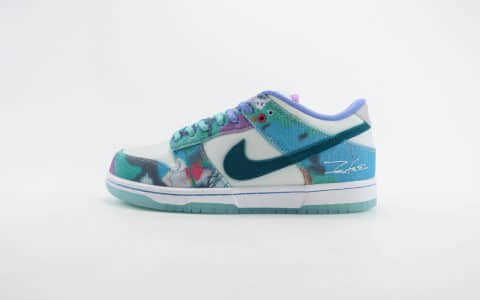 耐克Futura Laboratories x Nike SB Dunk Low纯原版本低帮SB Dunk白蓝扎染涂鸦板鞋 莆田耐克货源 货号：HF6061-400