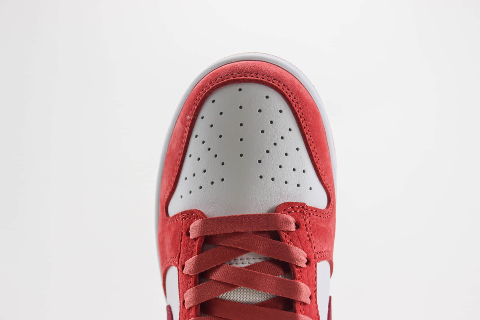 耐克Nike SB Dunk Low纯原版本低帮SB Dunk白玫红情人节板鞋 莆田耐克代理 货号：FQ7056-100