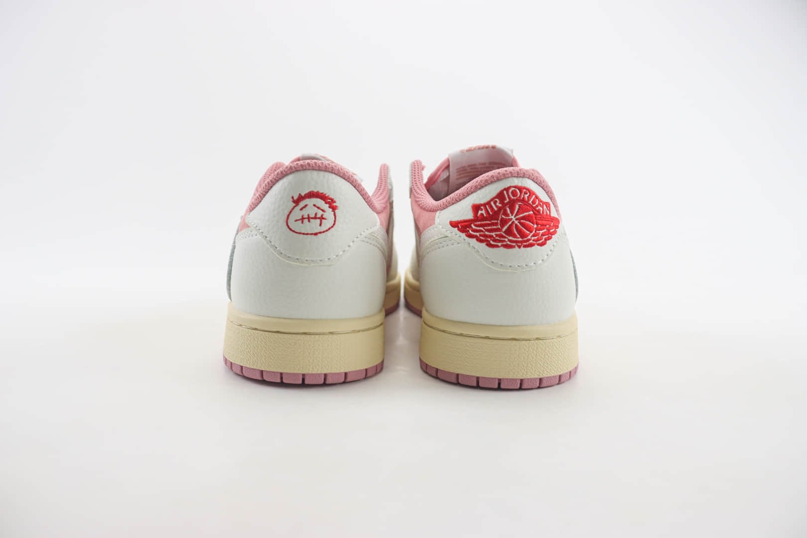 耐克Travis Scott x Air Jordan 1 Low纯原版本低帮AJ1桃粉白倒钩TS联名板鞋 莆田耐克工厂 货号:DM7866-600